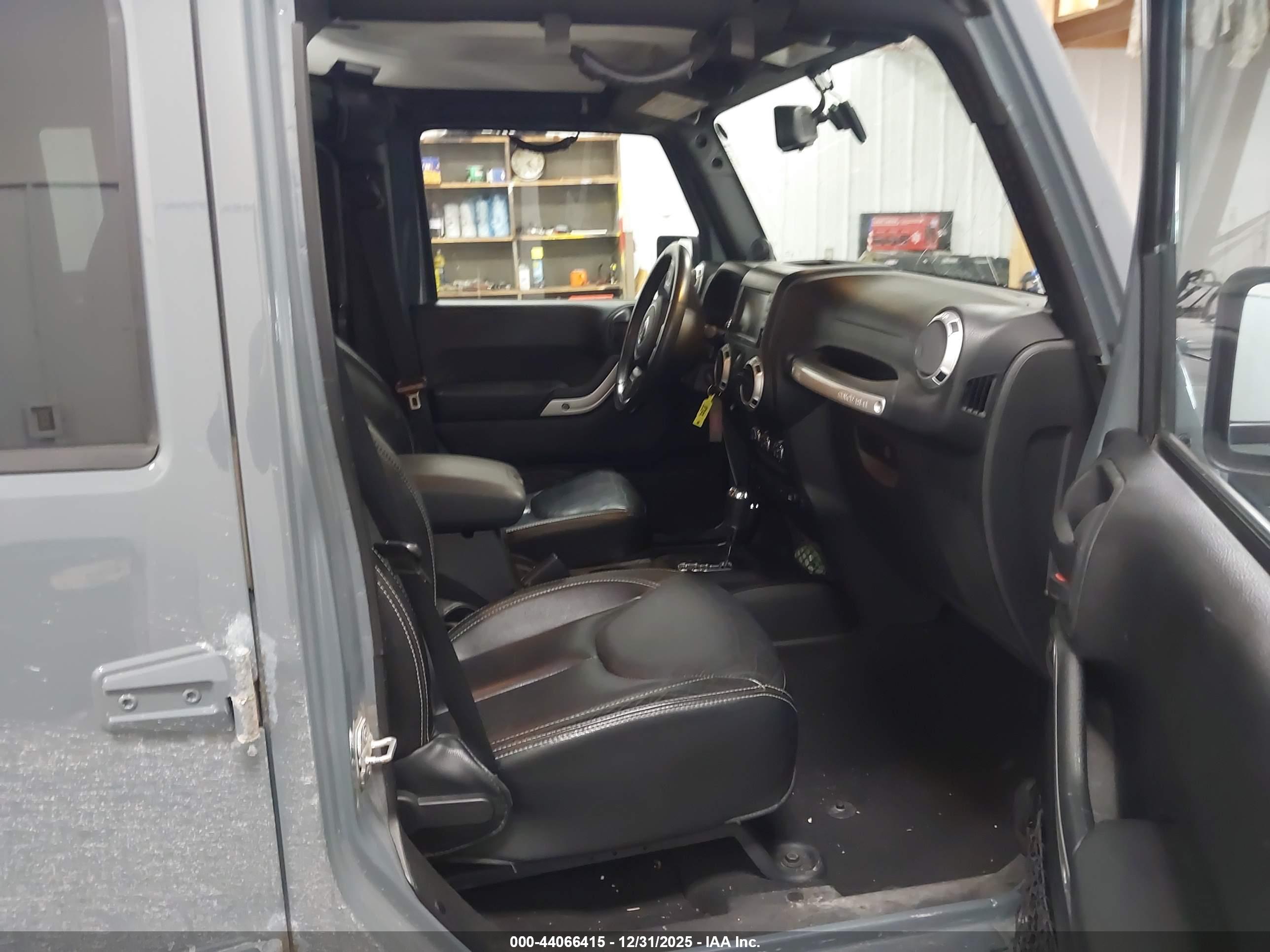 JEEP WRANGLER image 5