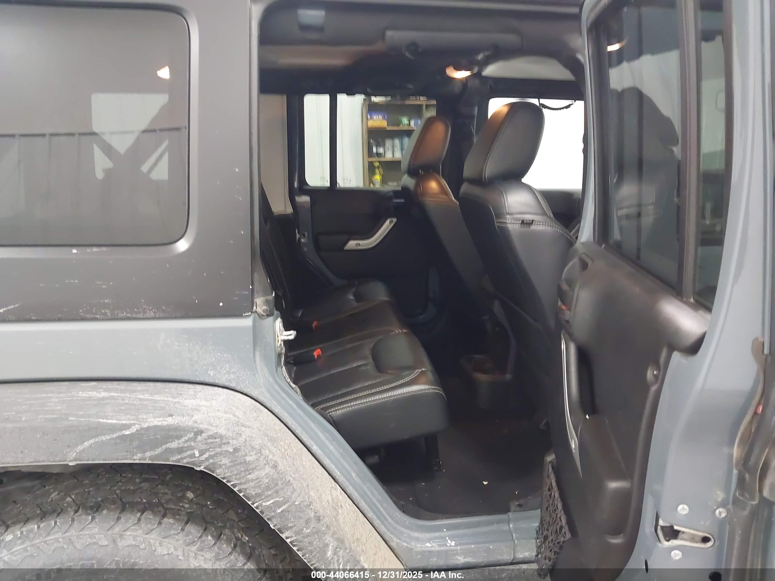 JEEP WRANGLER image 8