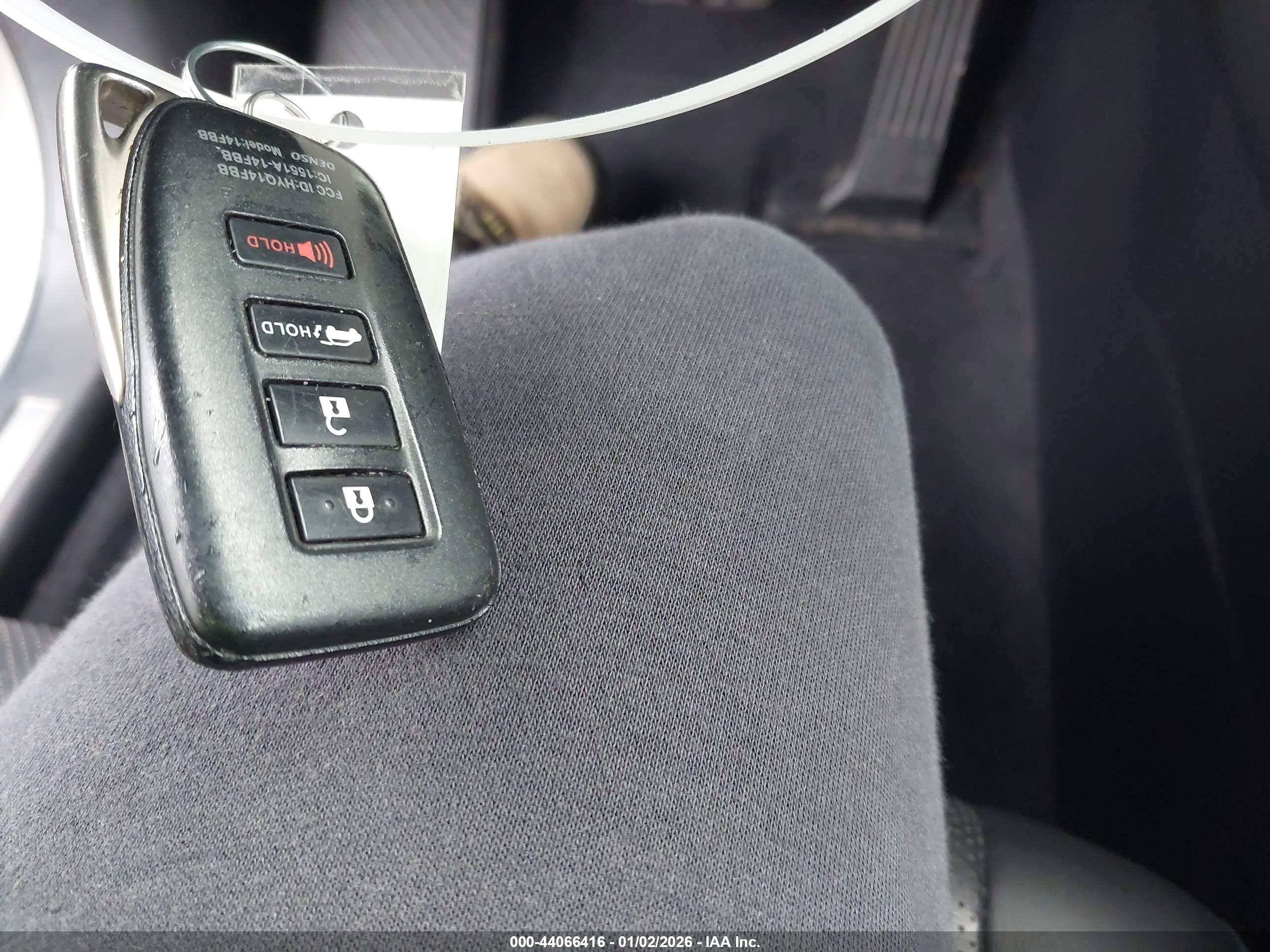 LEXUS RX image 11