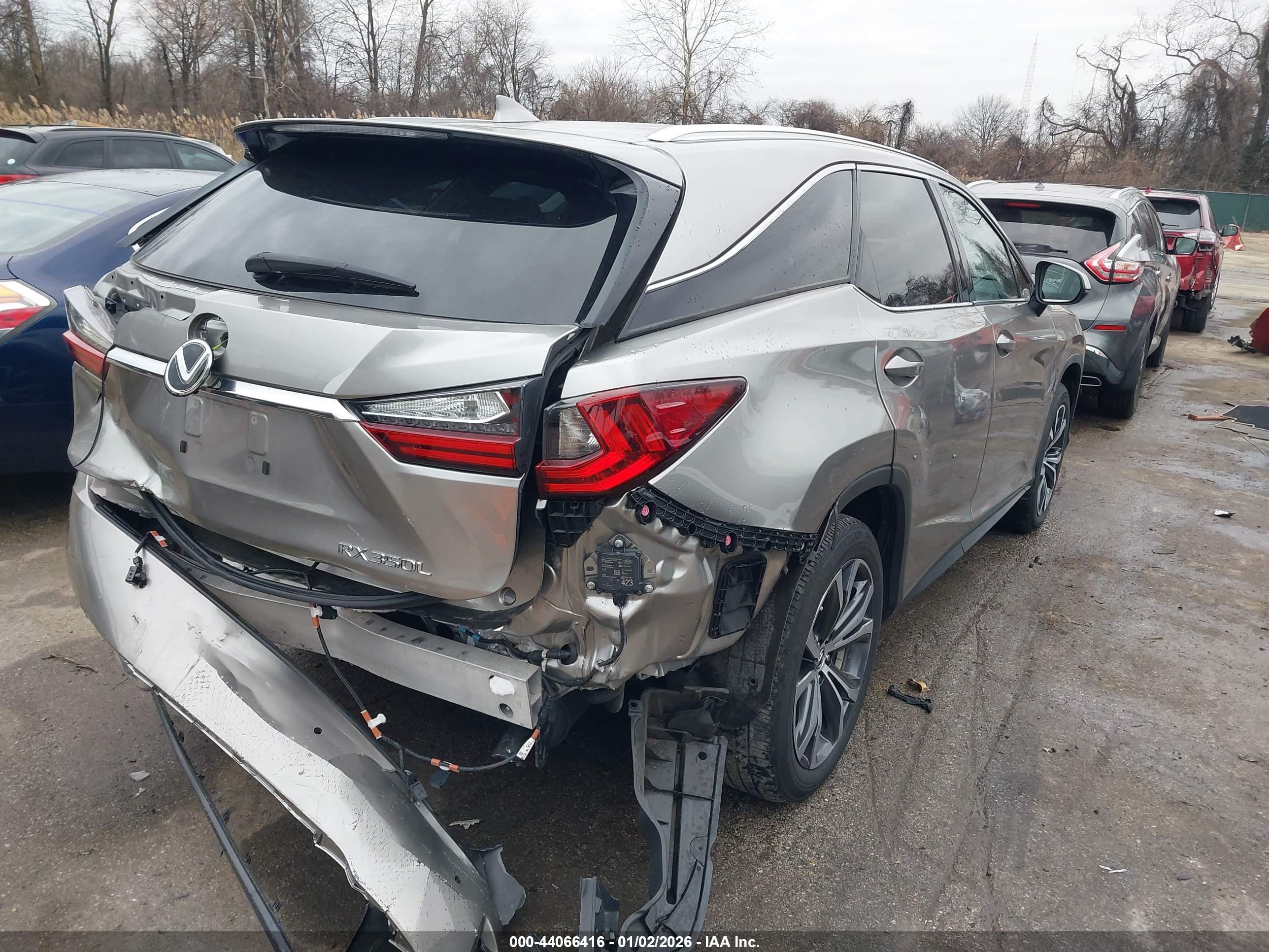 LEXUS RX image 4