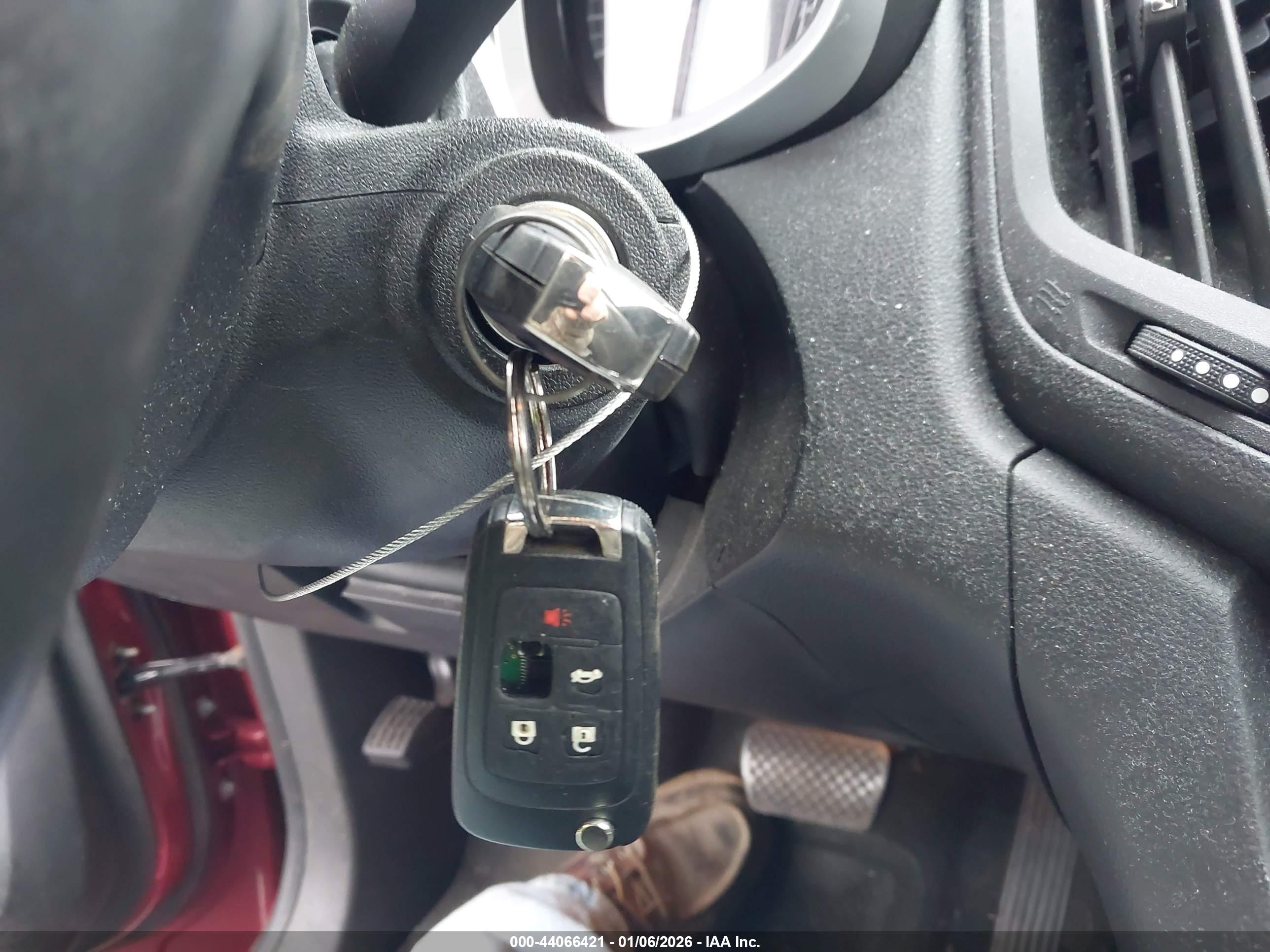 CHEVROLET EQUINOX image 11