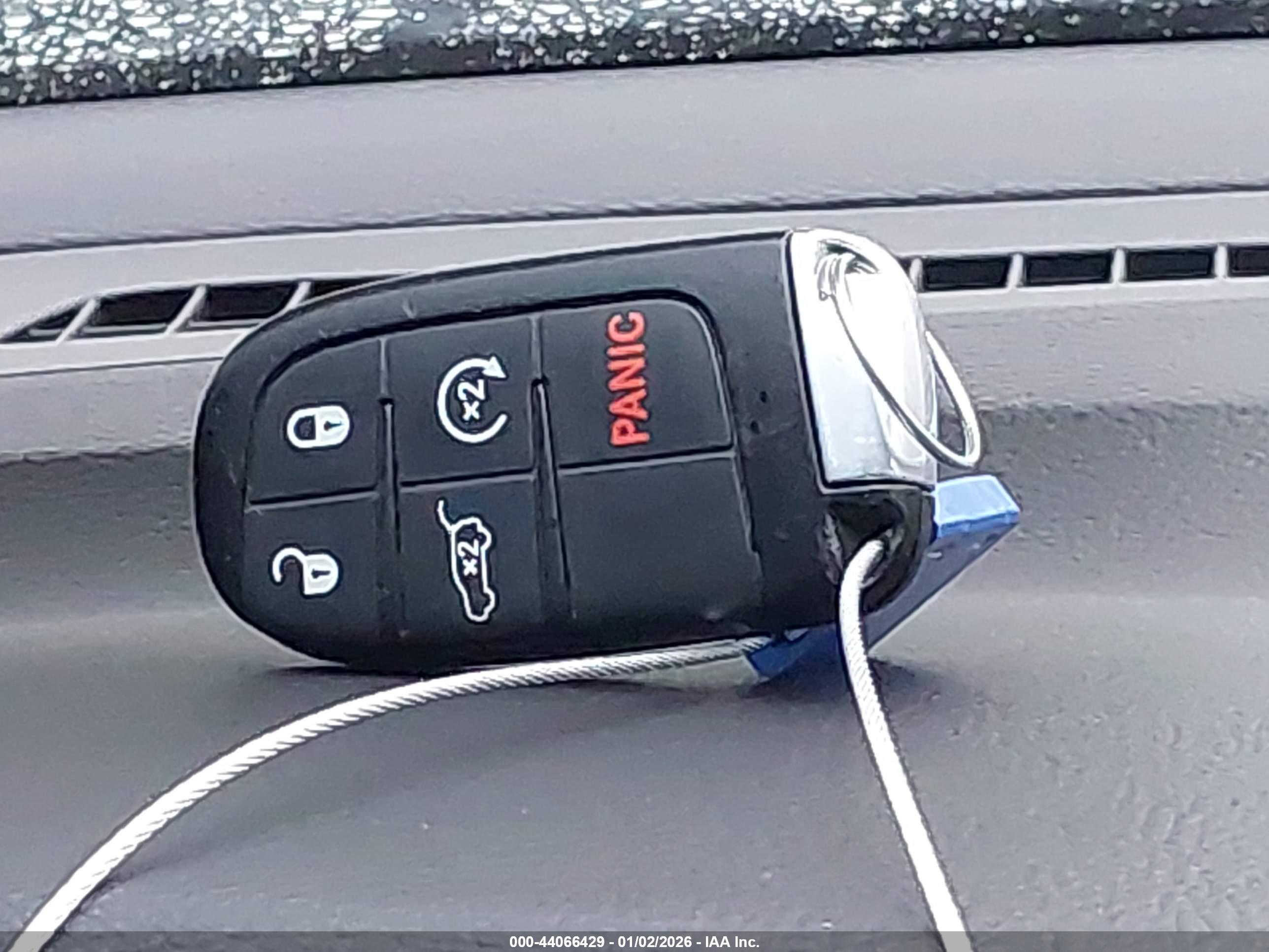 JEEP GRAND image 11