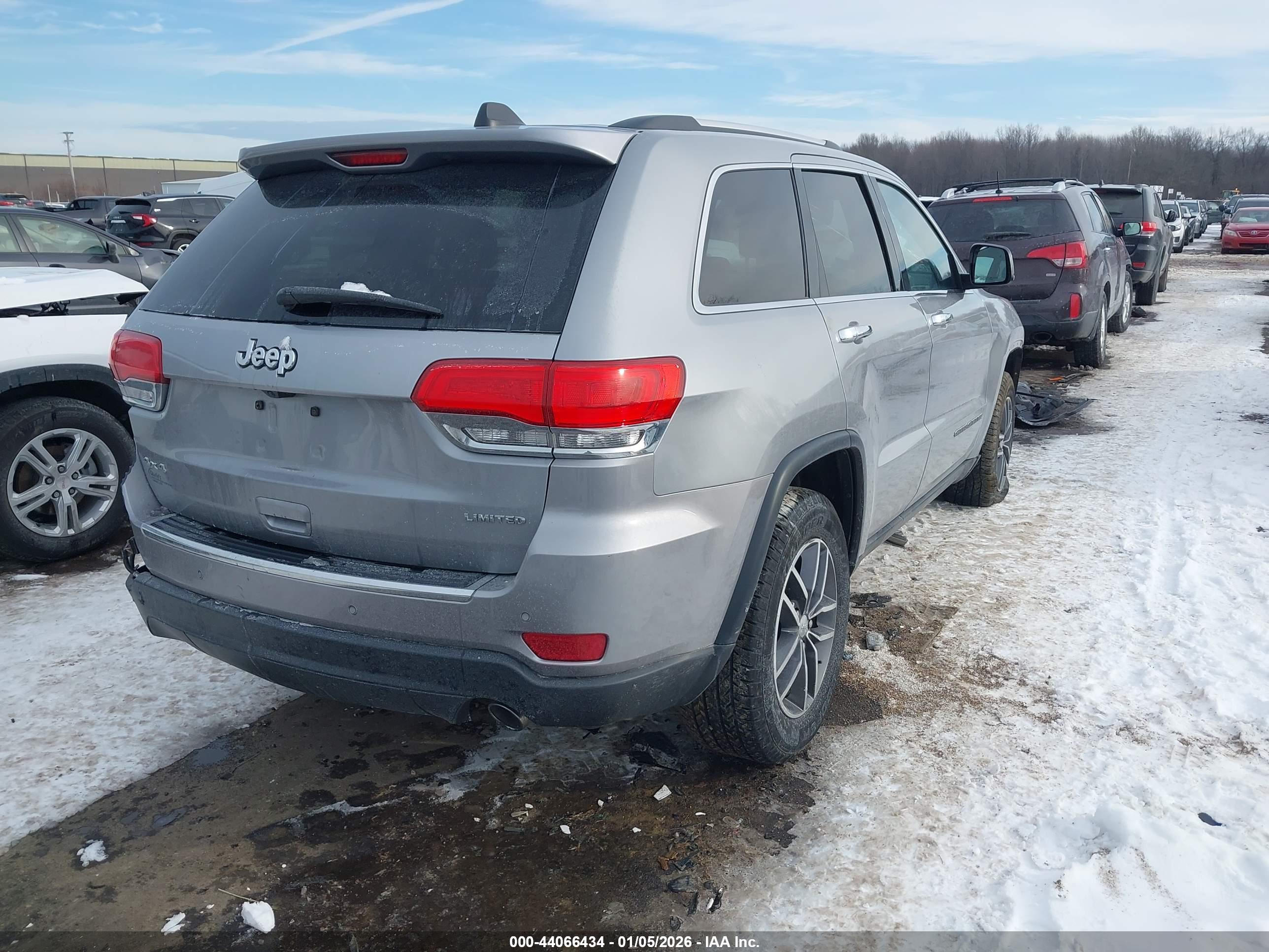 JEEP GRAND image 4