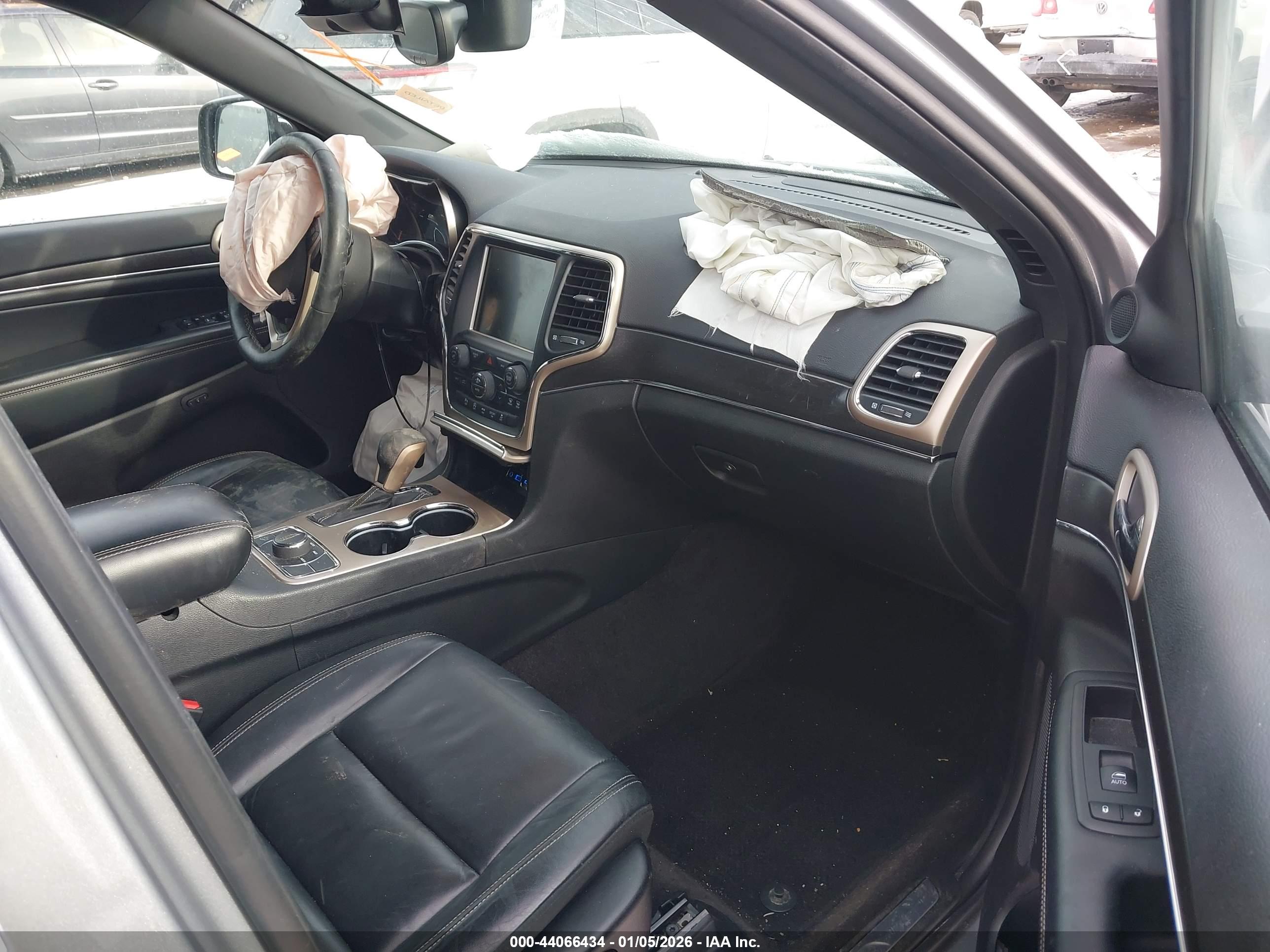JEEP GRAND image 5