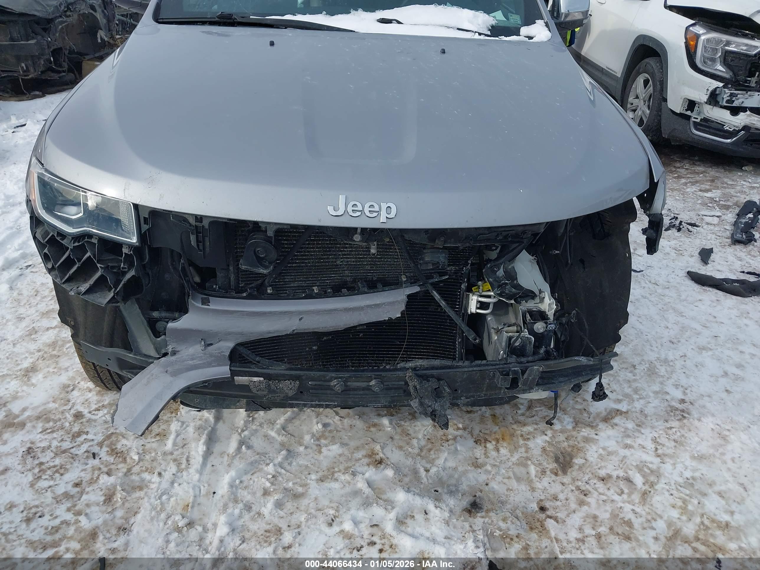 JEEP GRAND image 6
