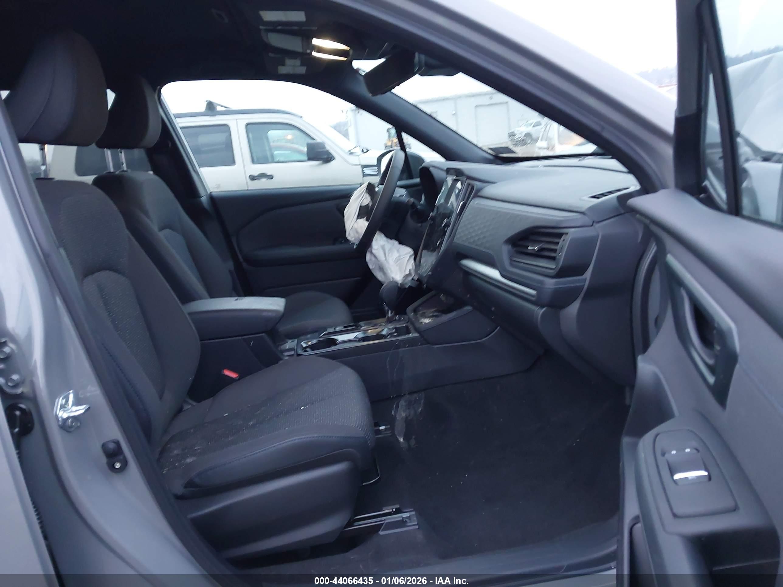SUBARU FORESTER image 5