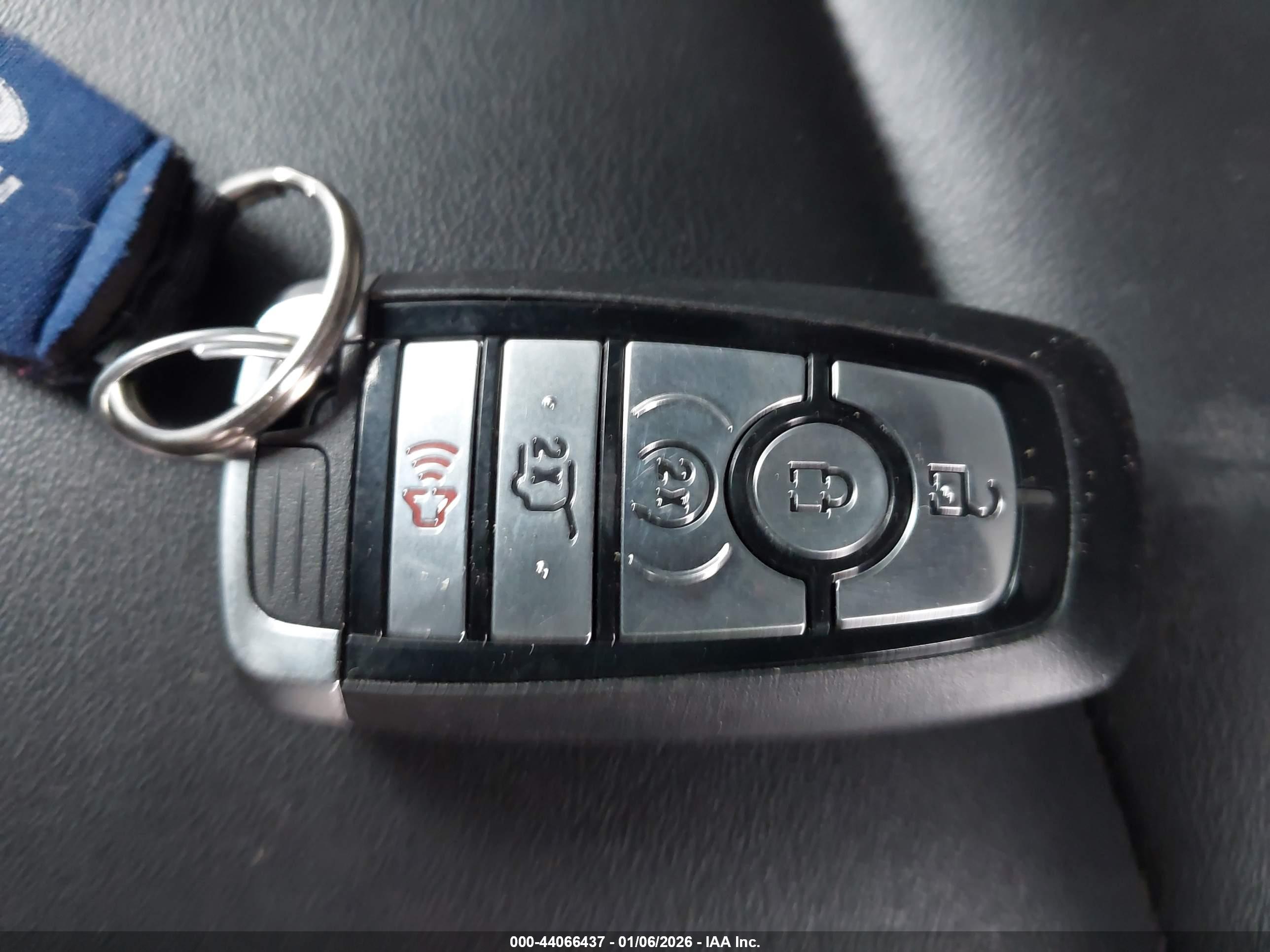FORD EXPLORER image 11