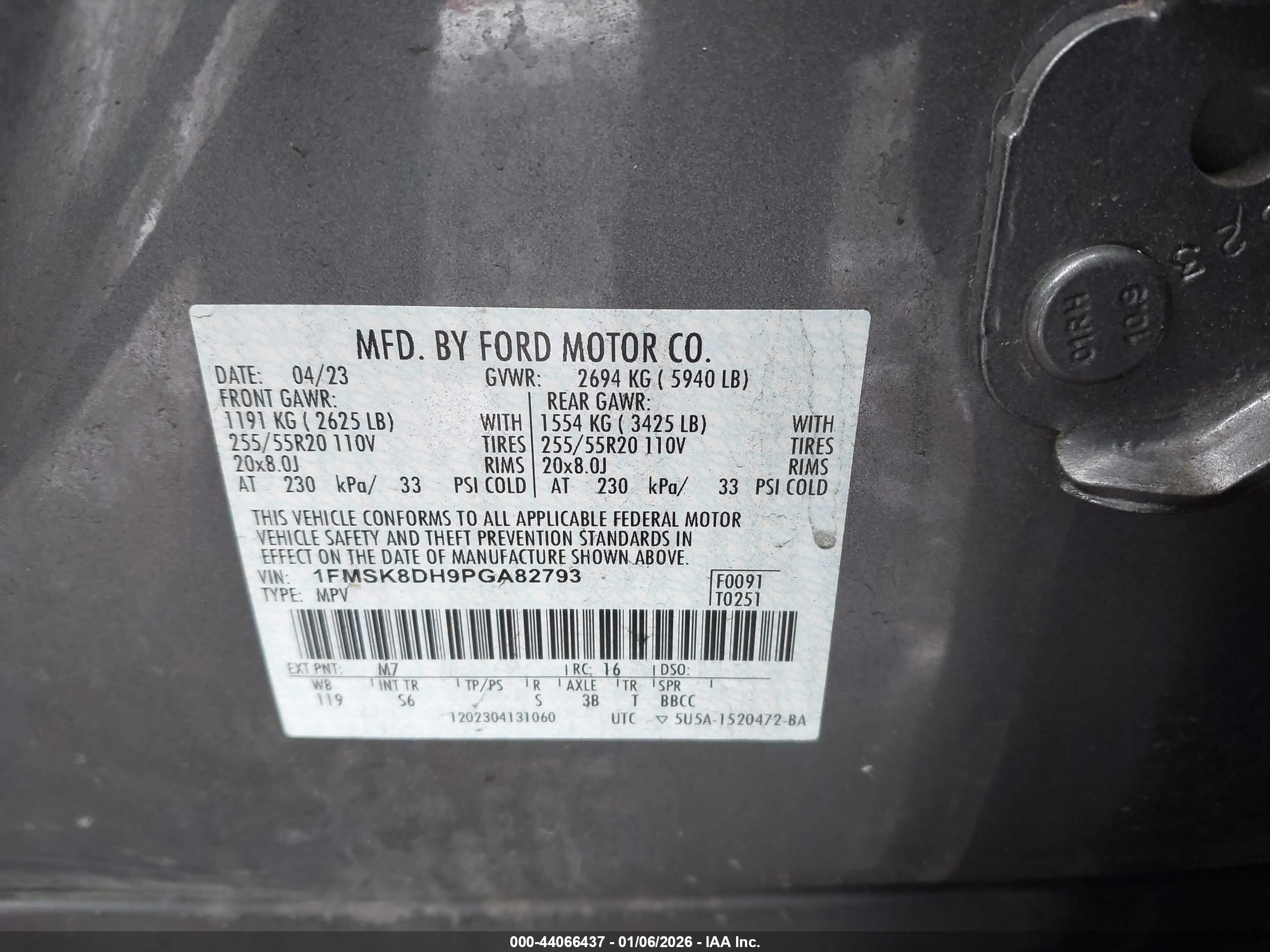 FORD EXPLORER image 9