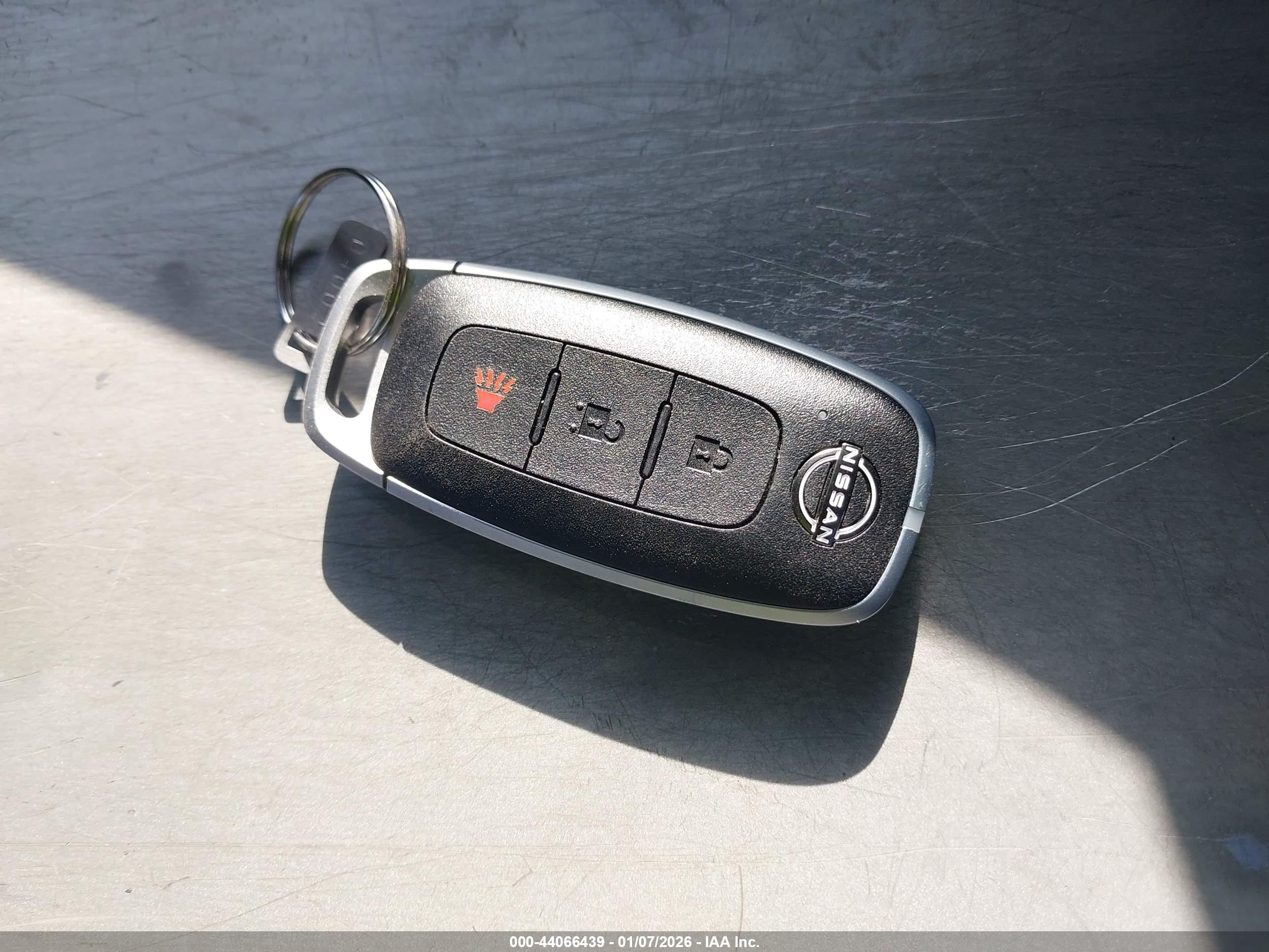 NISSAN KICKS image 11