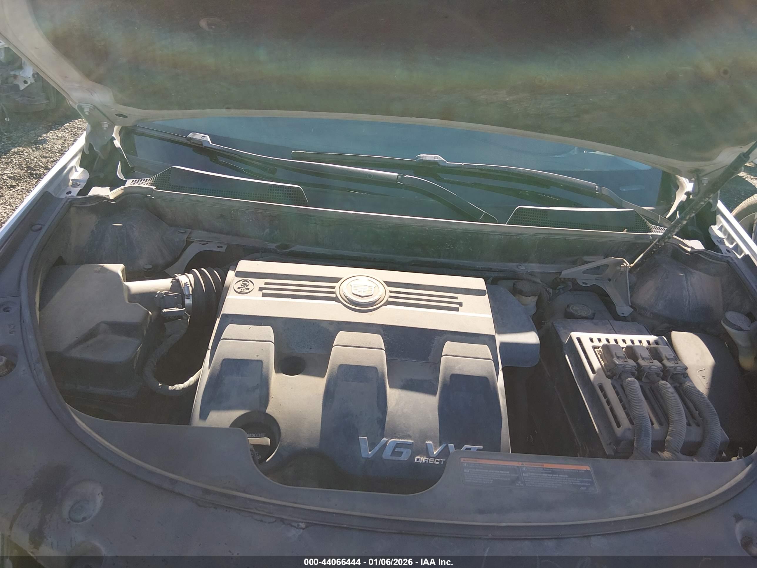 CADILLAC SRX image 10