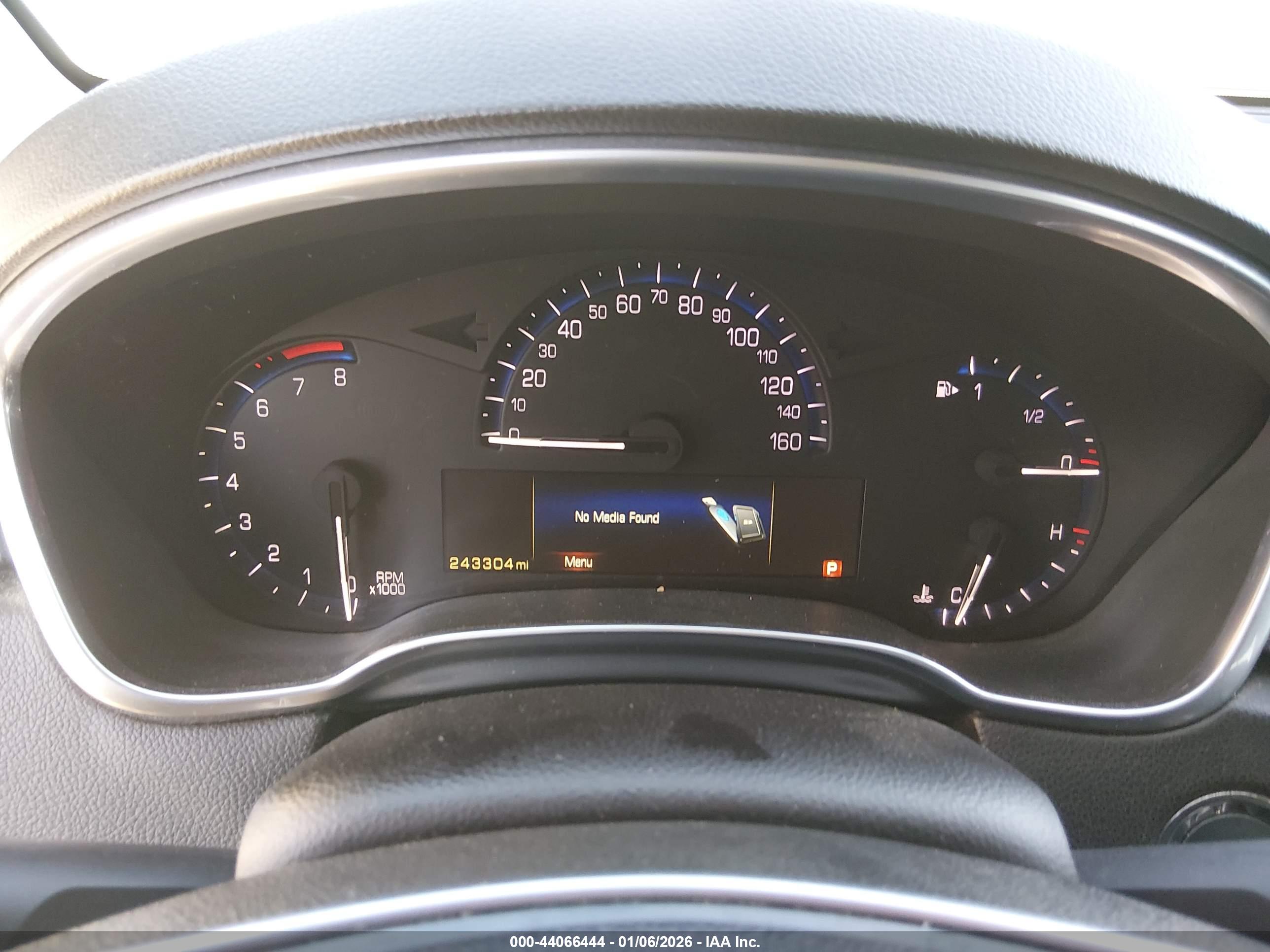 CADILLAC SRX image 7