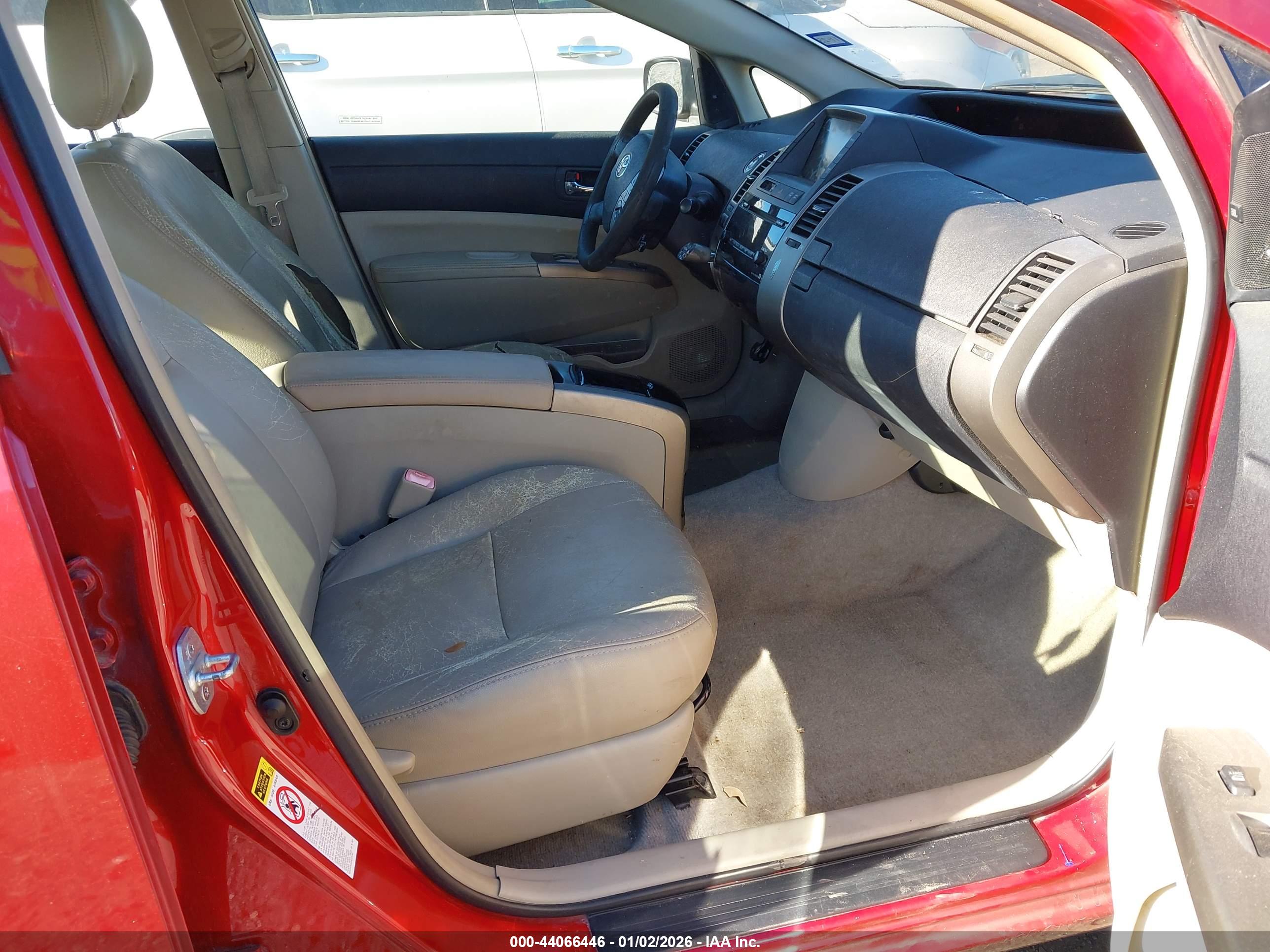 TOYOTA PRIUS image 5