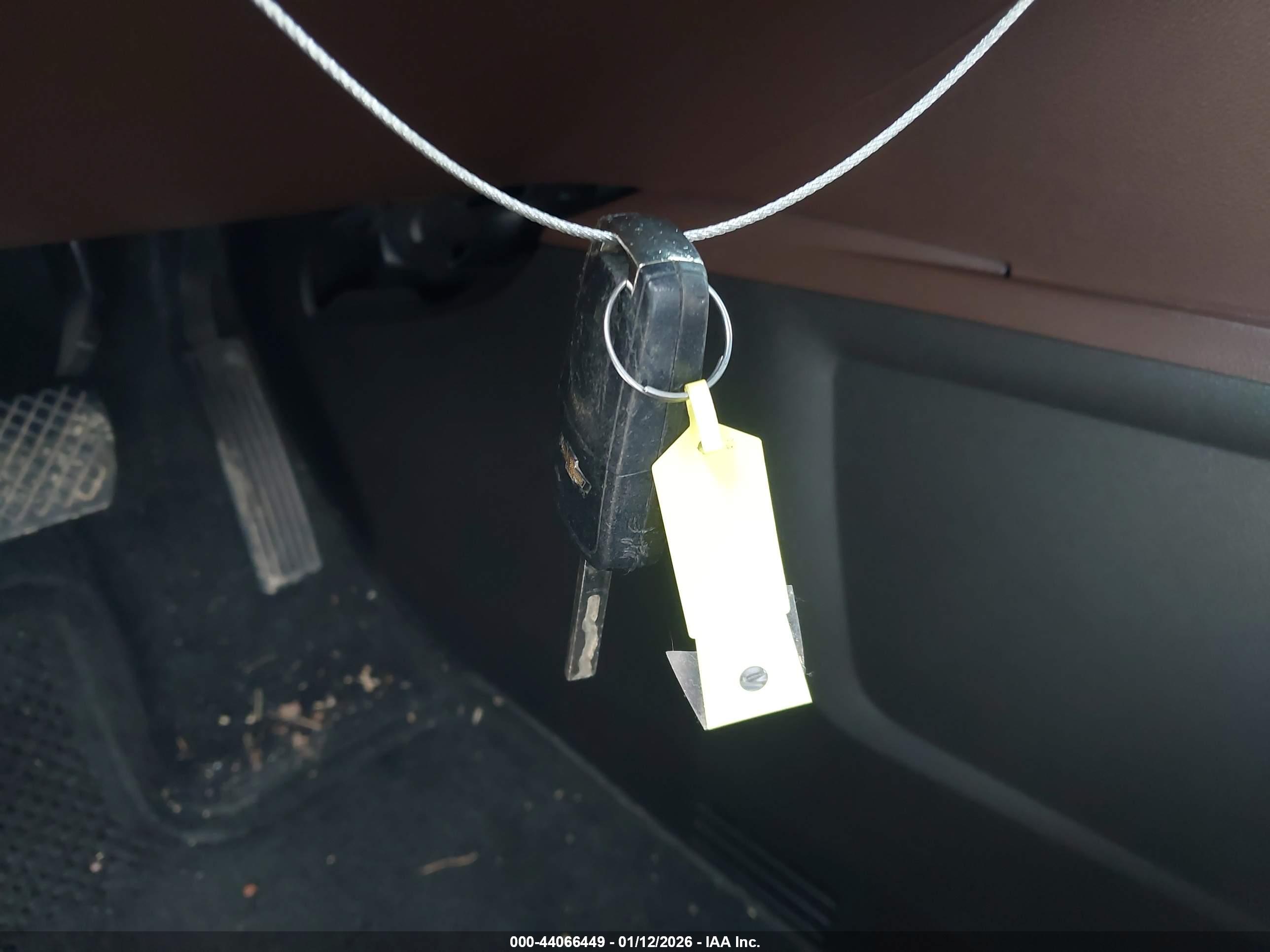 CHEVROLET EQUINOX image 11
