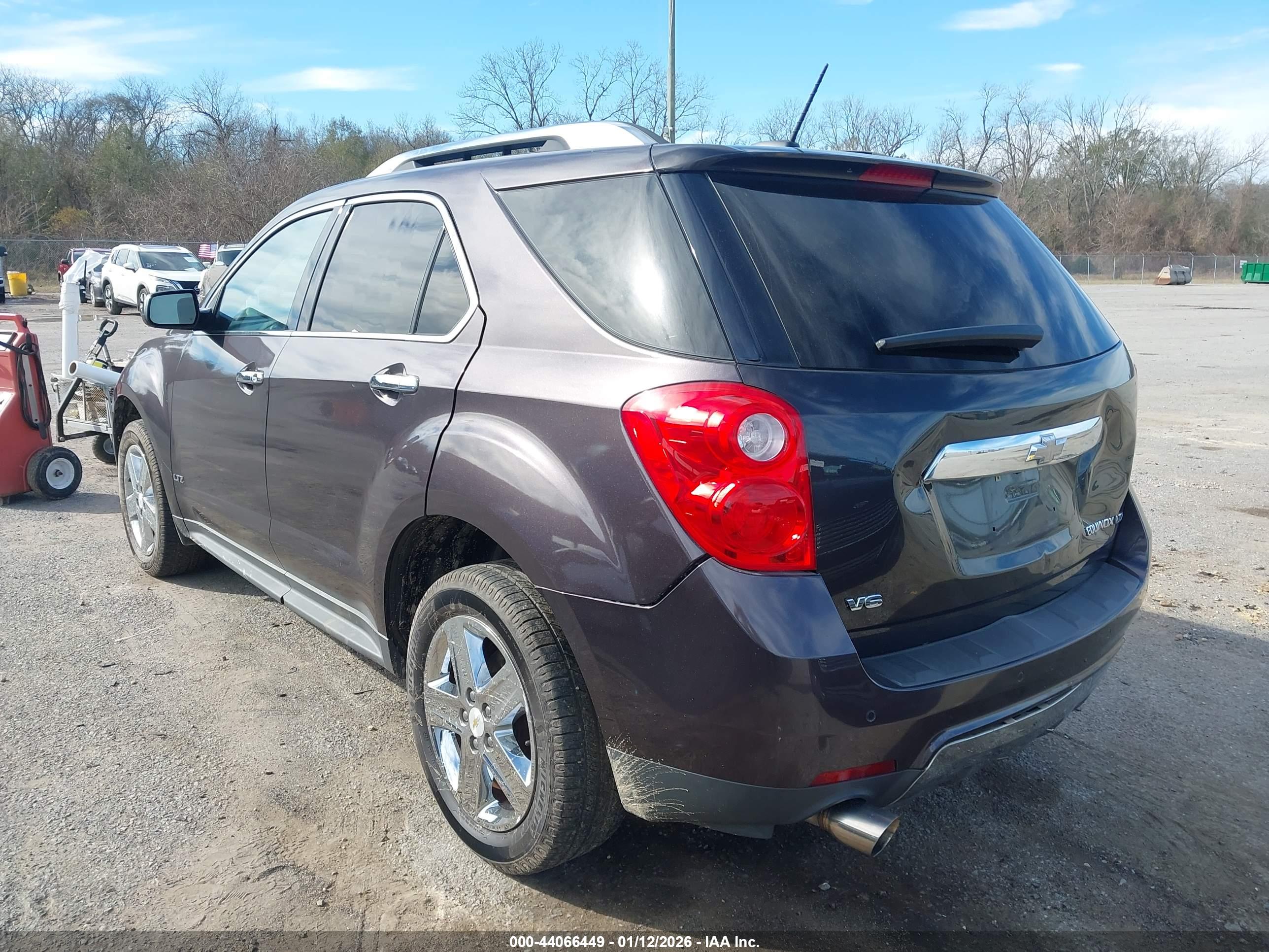 CHEVROLET EQUINOX image 3
