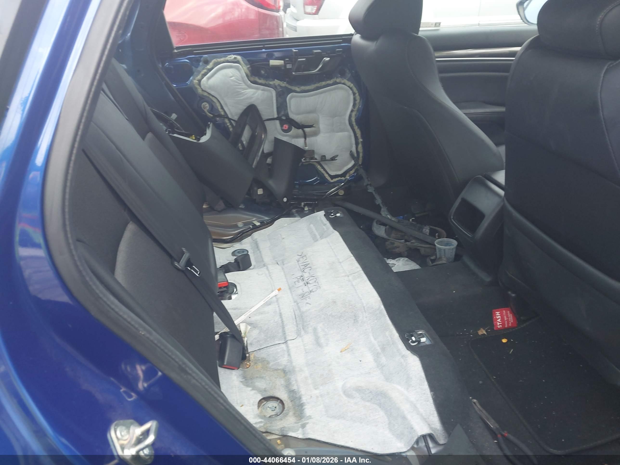 HONDA ACCORD image 8