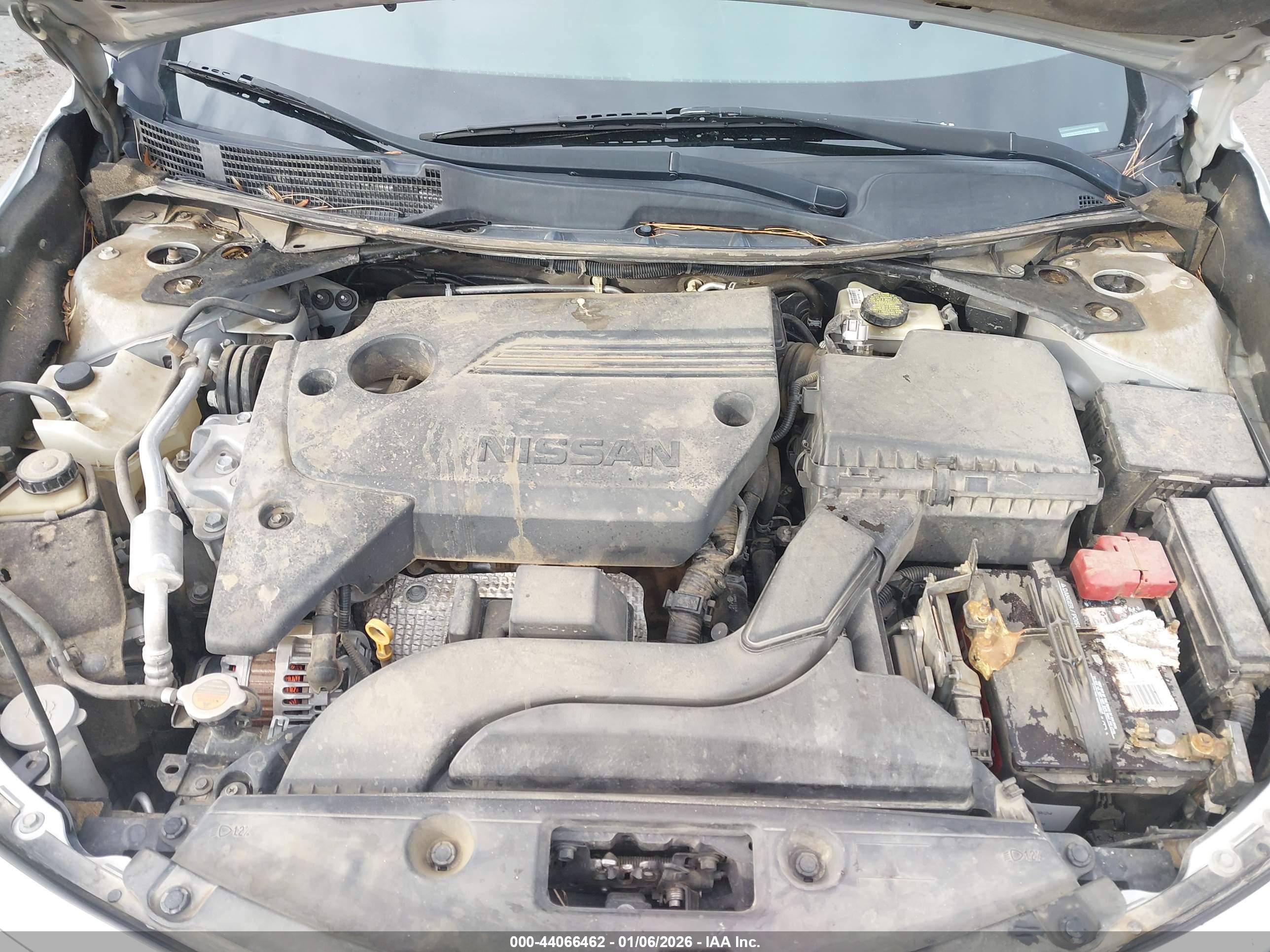 NISSAN ALTIMA image 10