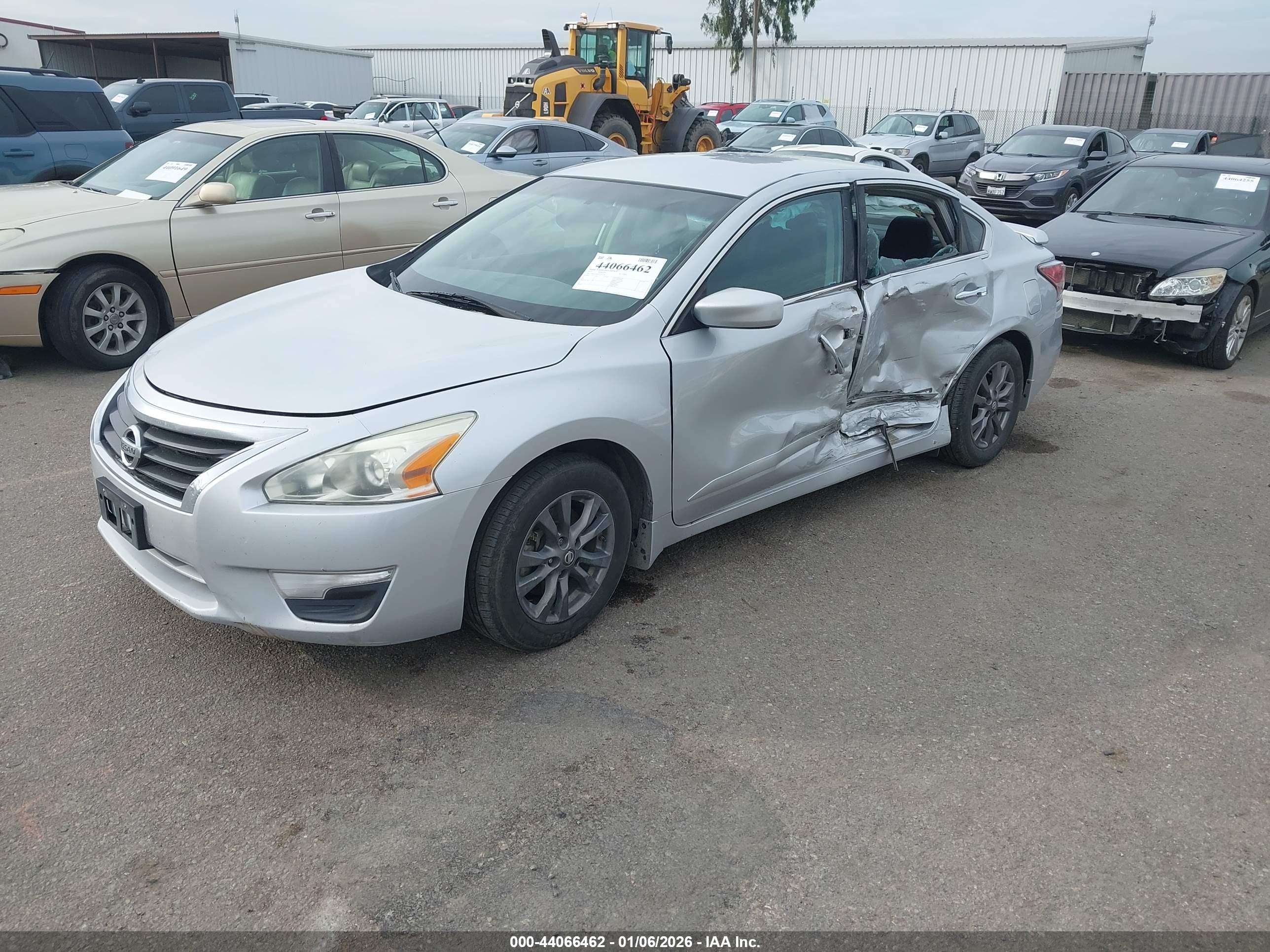 NISSAN ALTIMA image 2