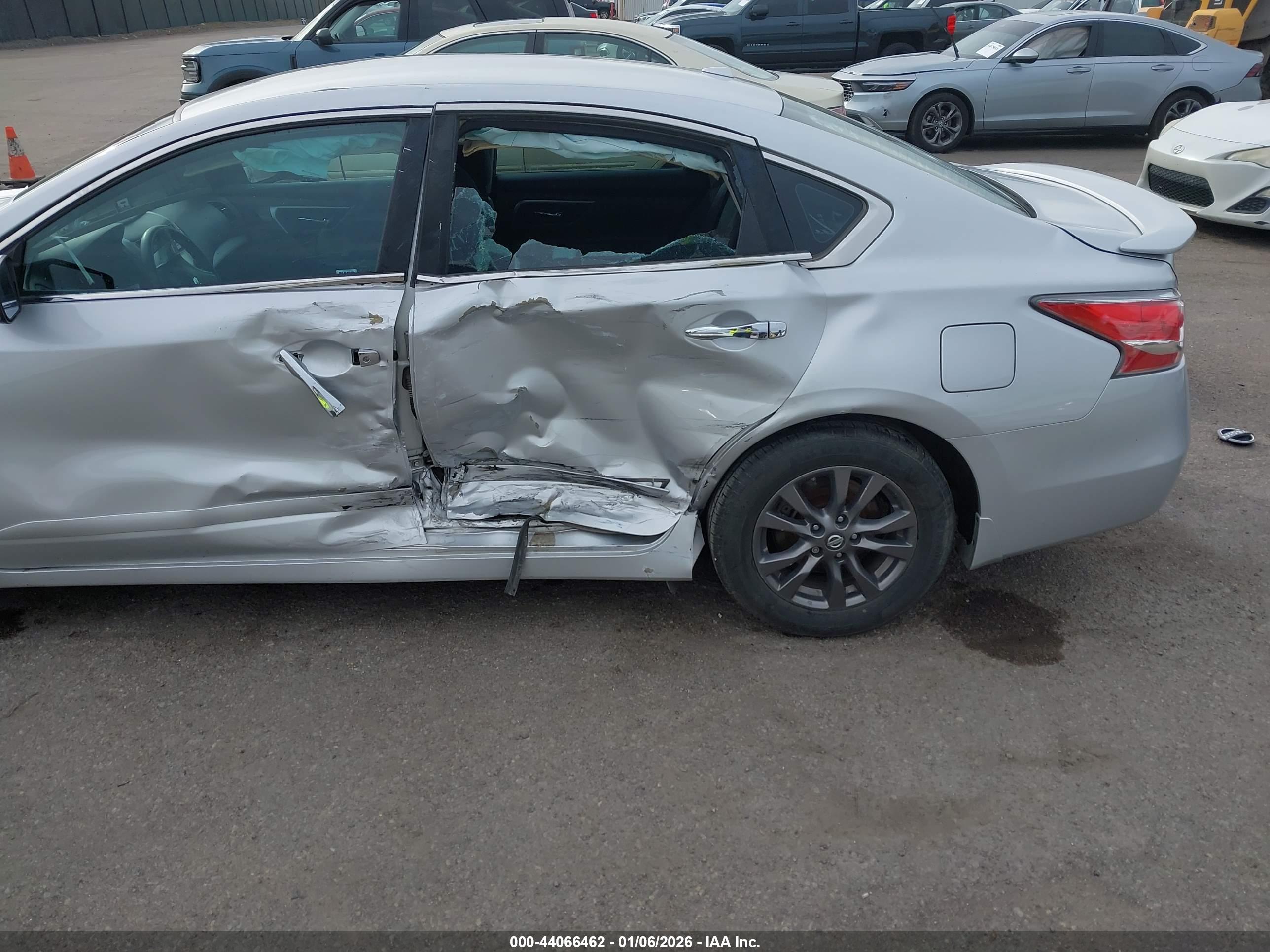 NISSAN ALTIMA image 6