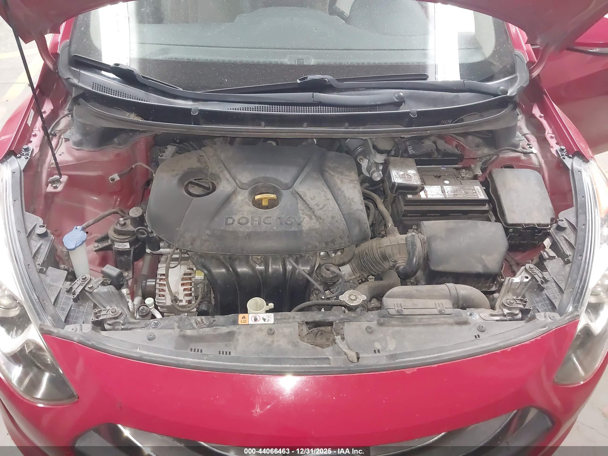 HYUNDAI ELANTRA image 10