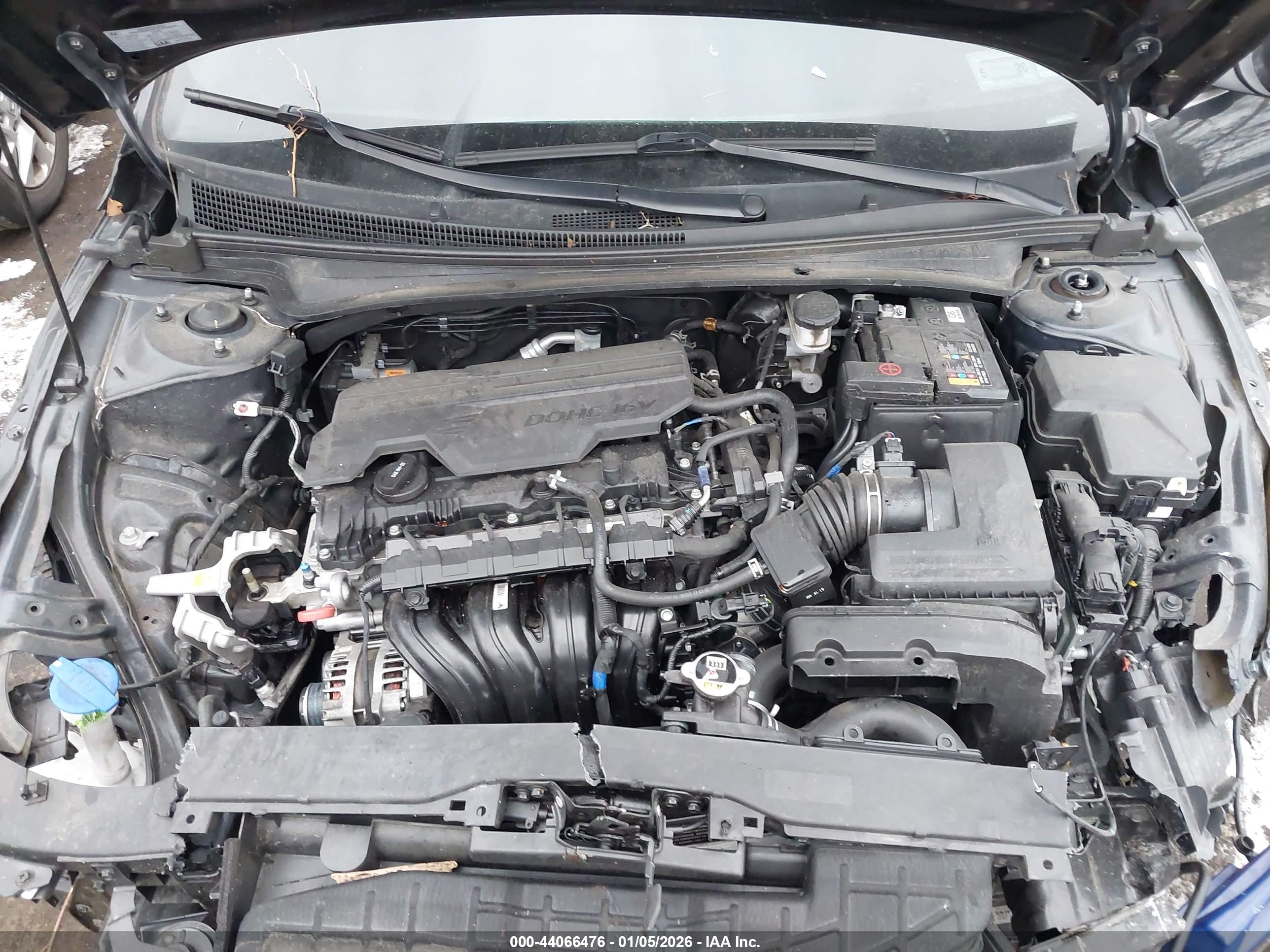 HYUNDAI ELANTRA image 10