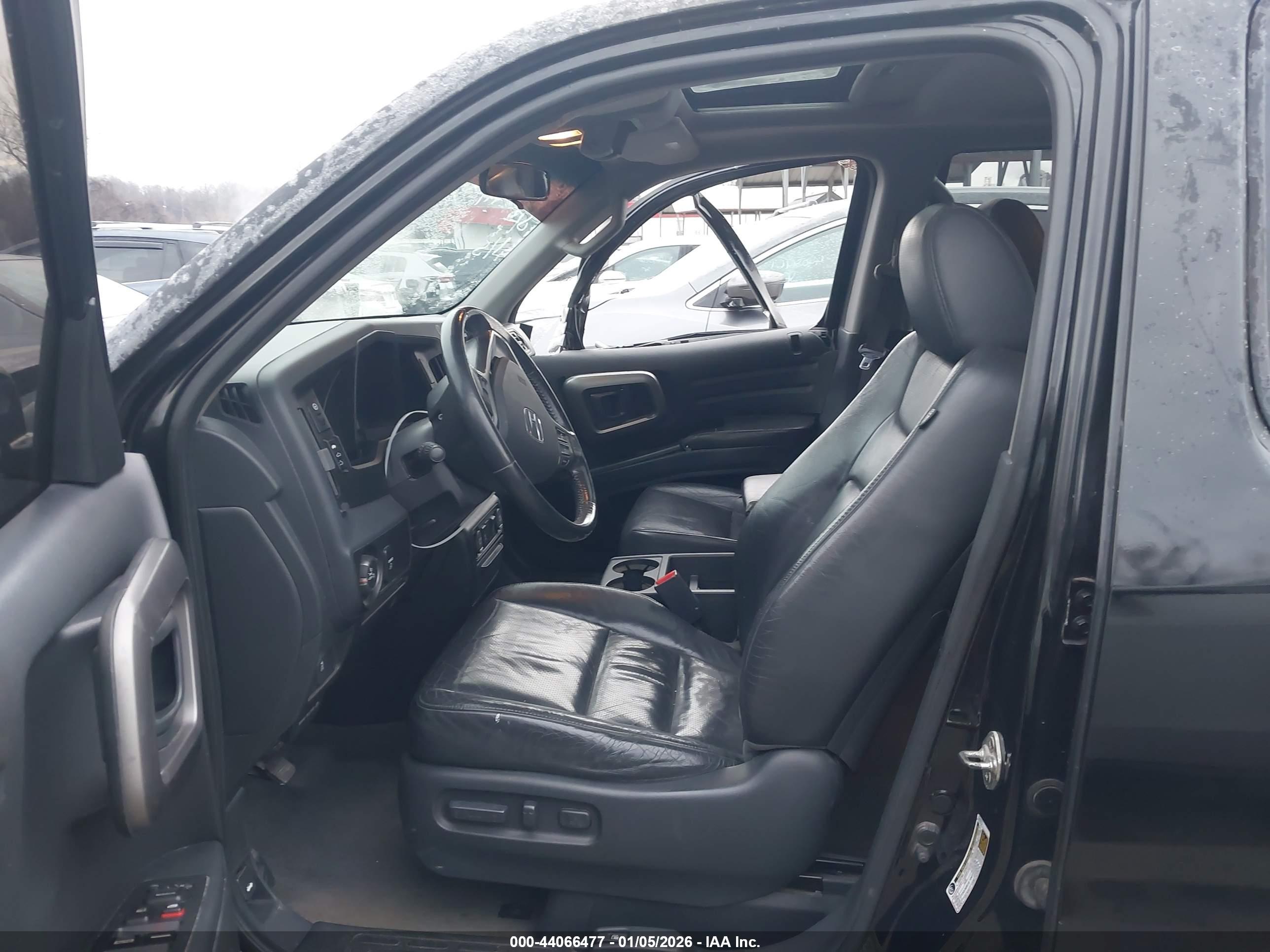 HONDA RIDGELINE image 5