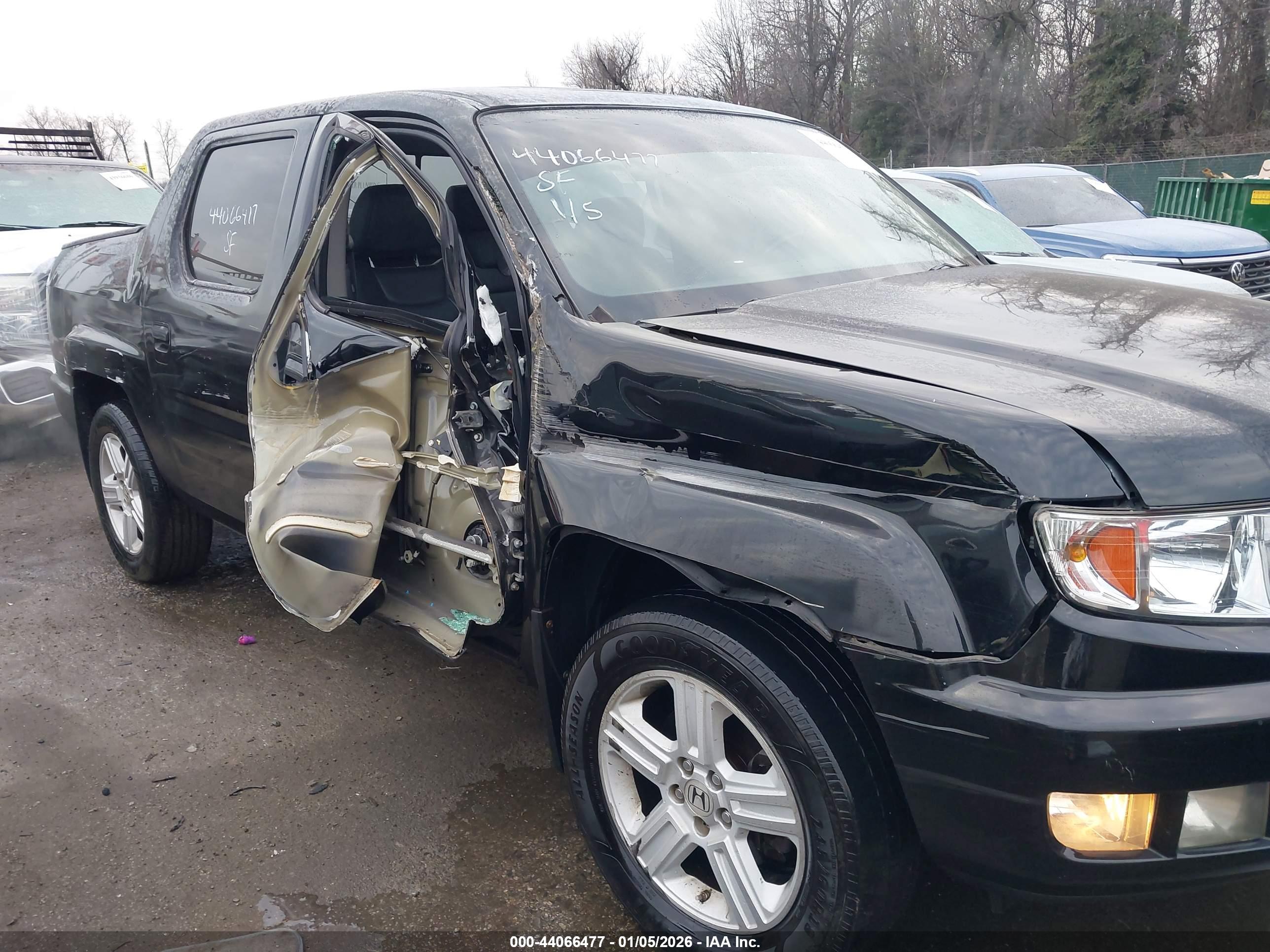 HONDA RIDGELINE image 6