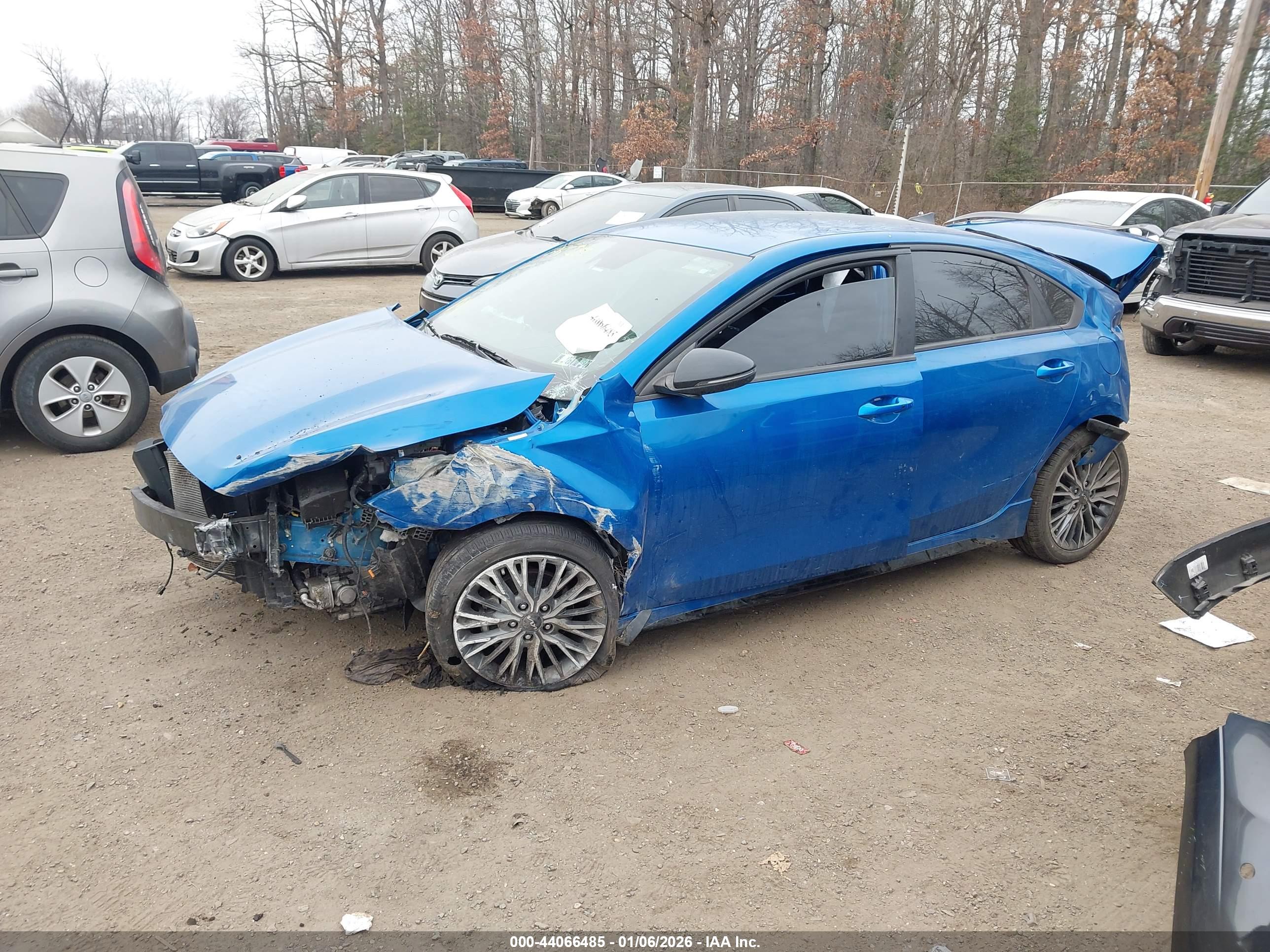 KIA FORTE image 2