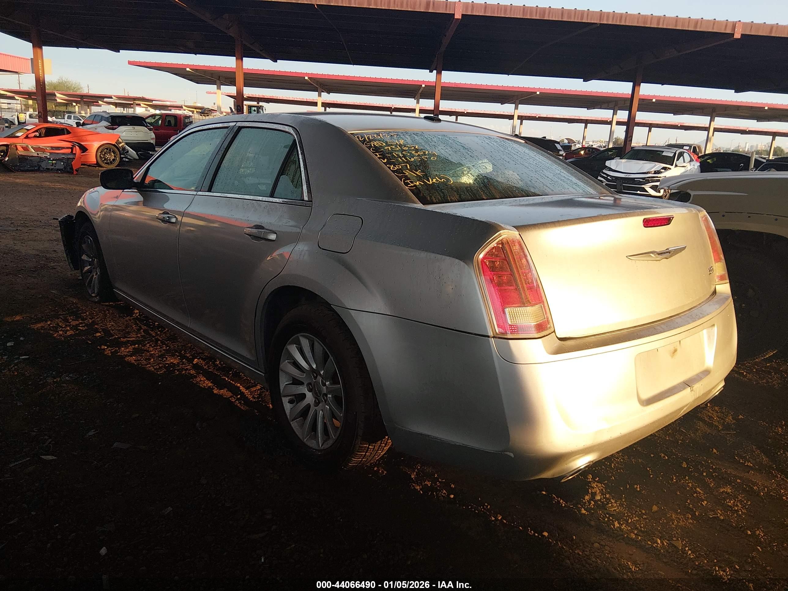CHRYSLER 300 image 3