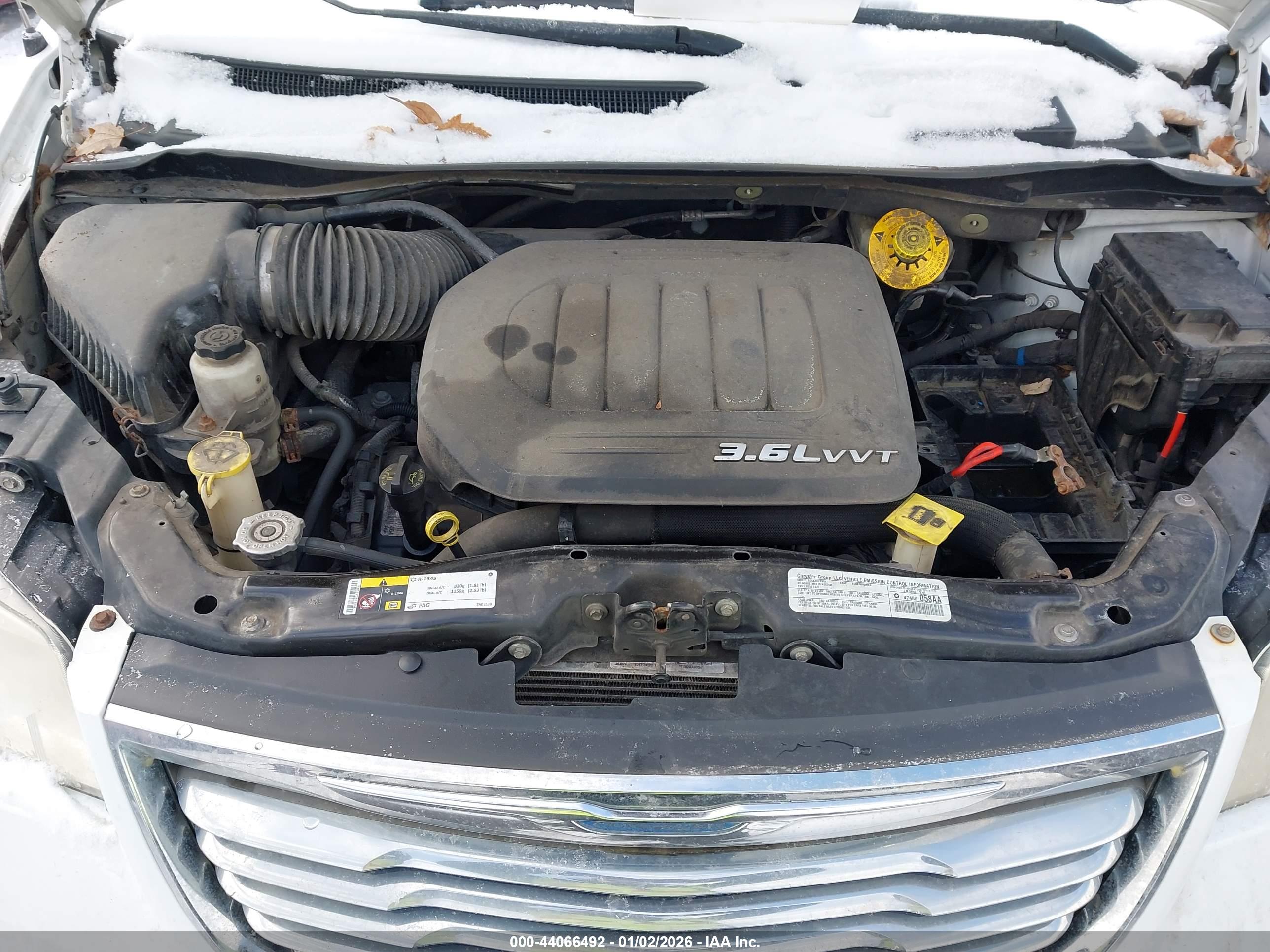 CHRYSLER TOWN image 10