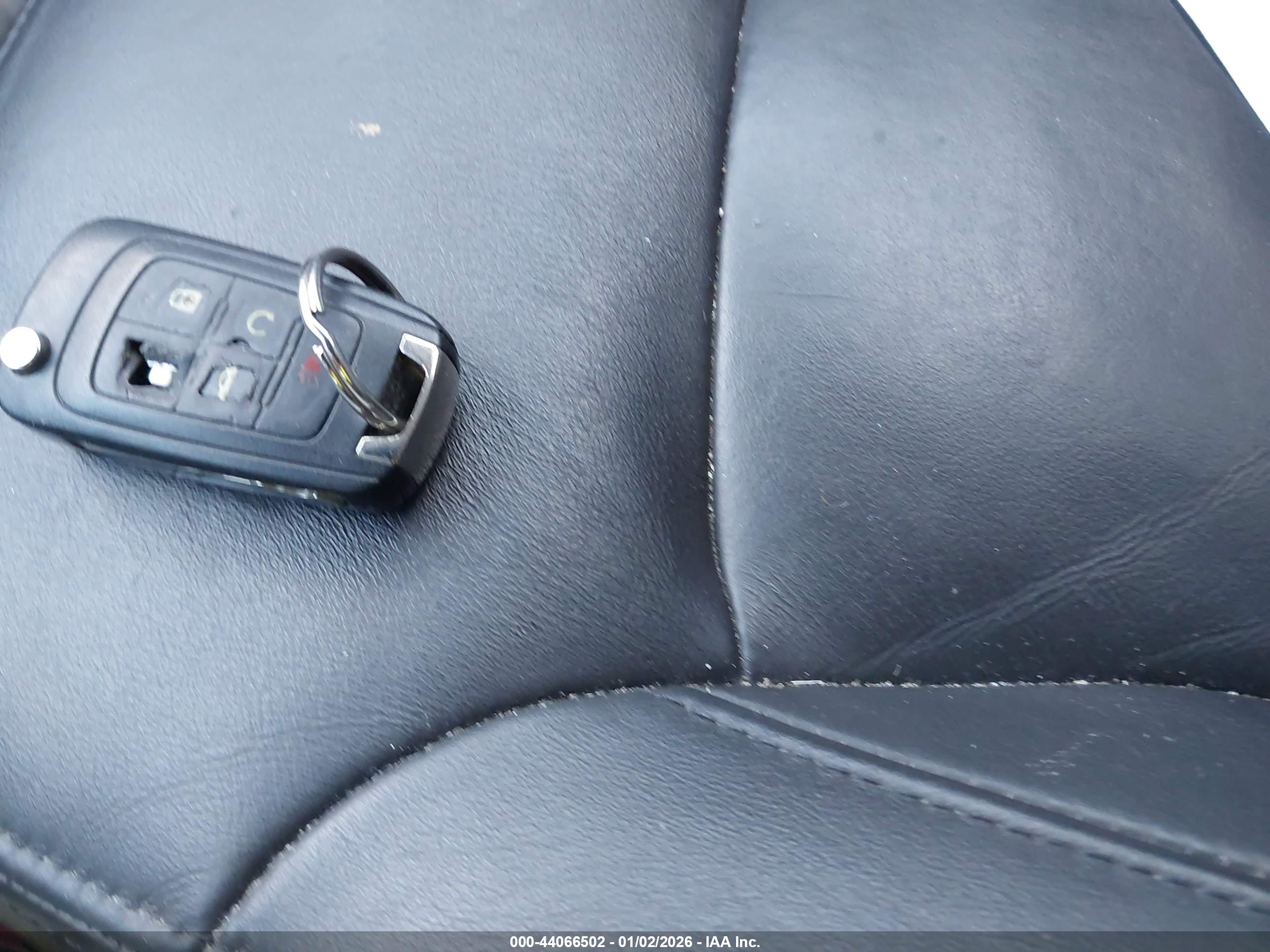 BUICK LACROSSE image 11
