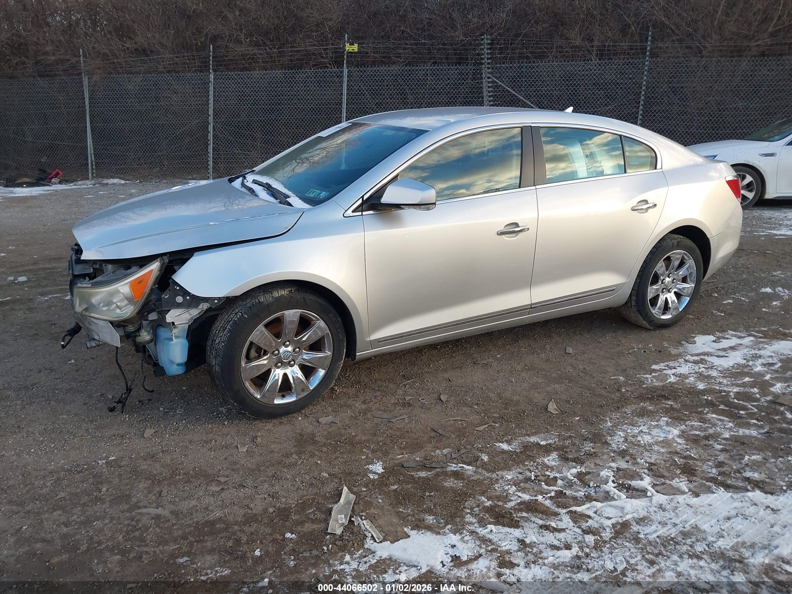 BUICK LACROSSE image 2