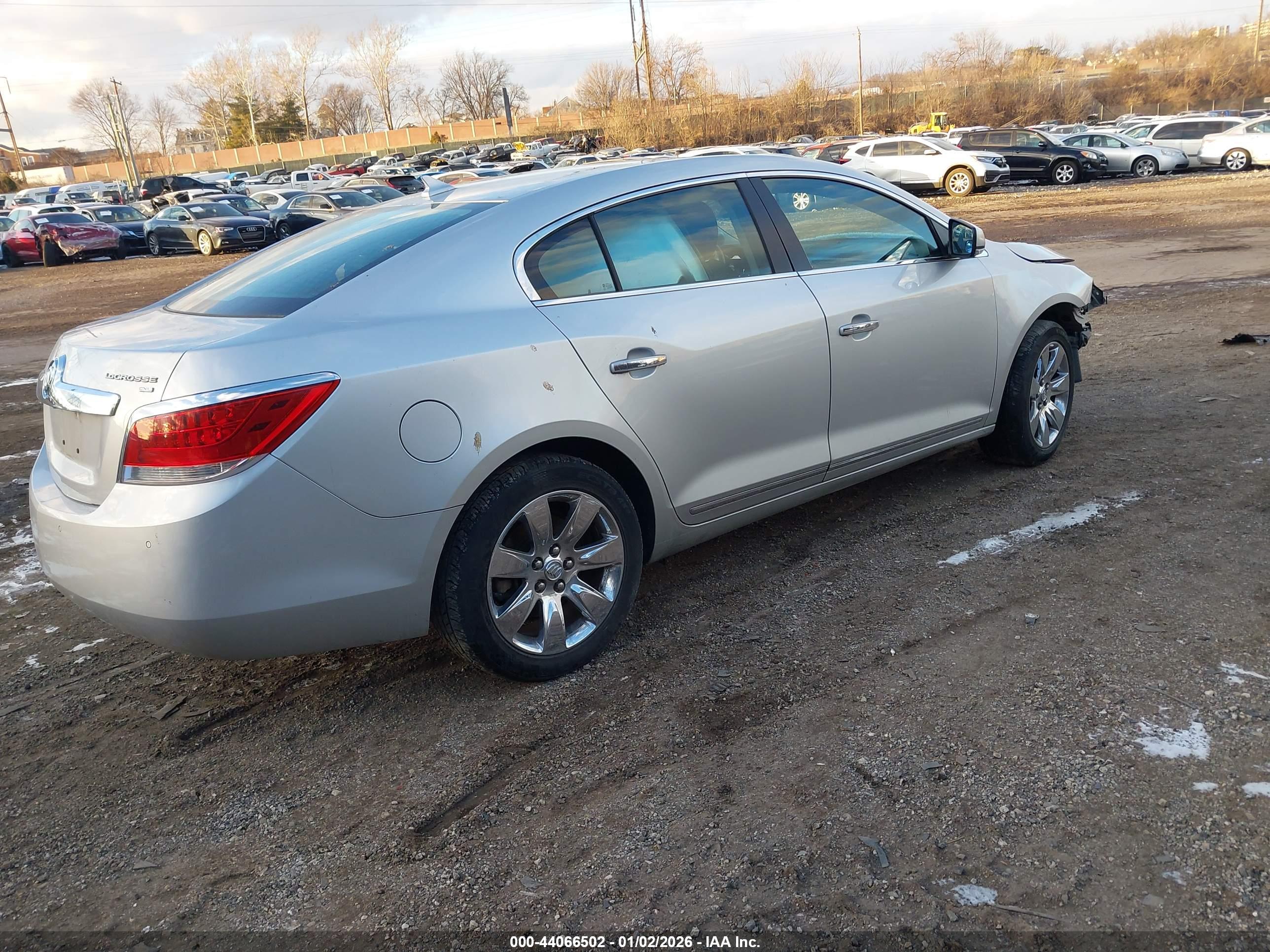 BUICK LACROSSE image 4
