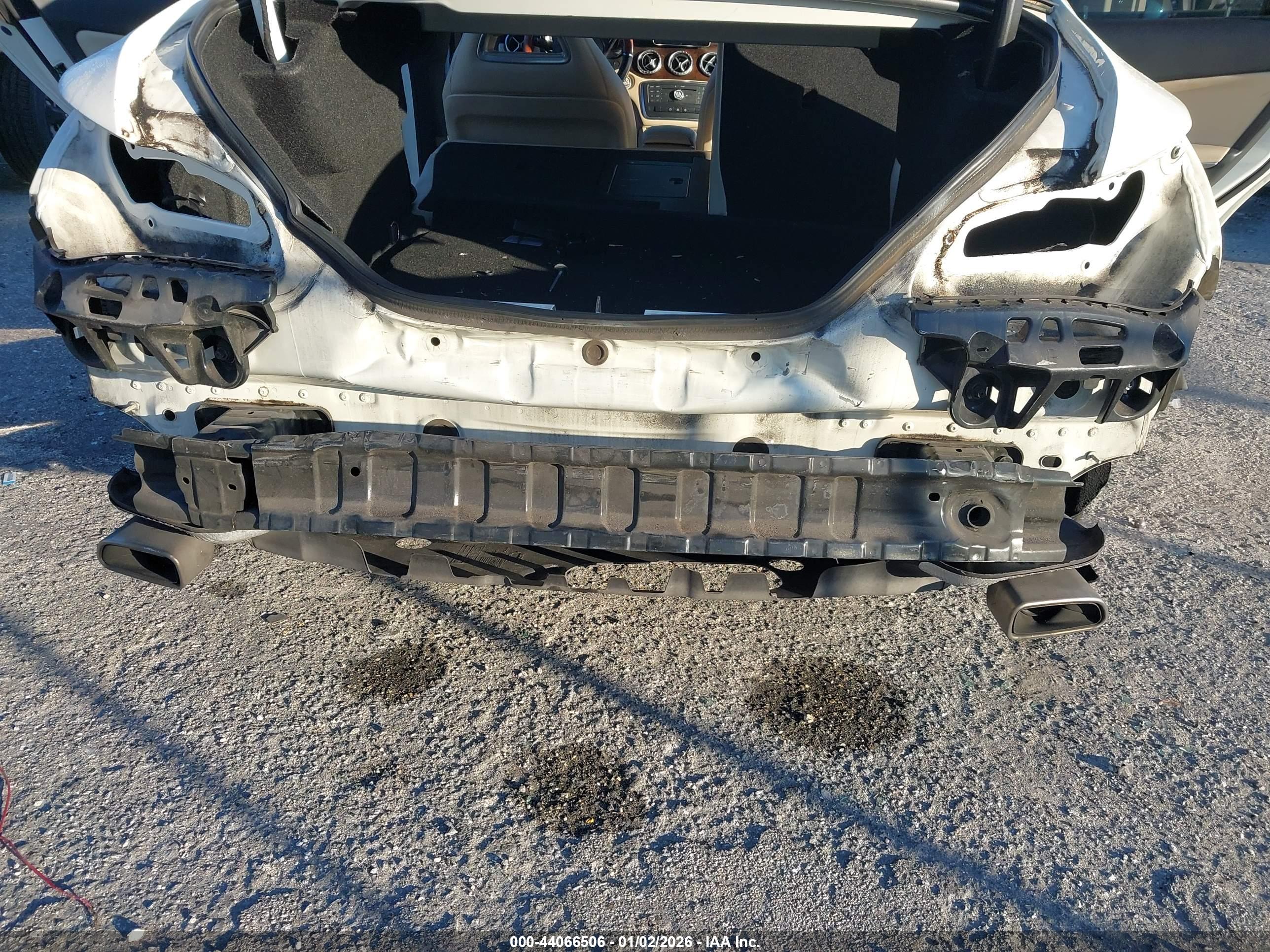 MERCEDES-BENZ CLA image 6