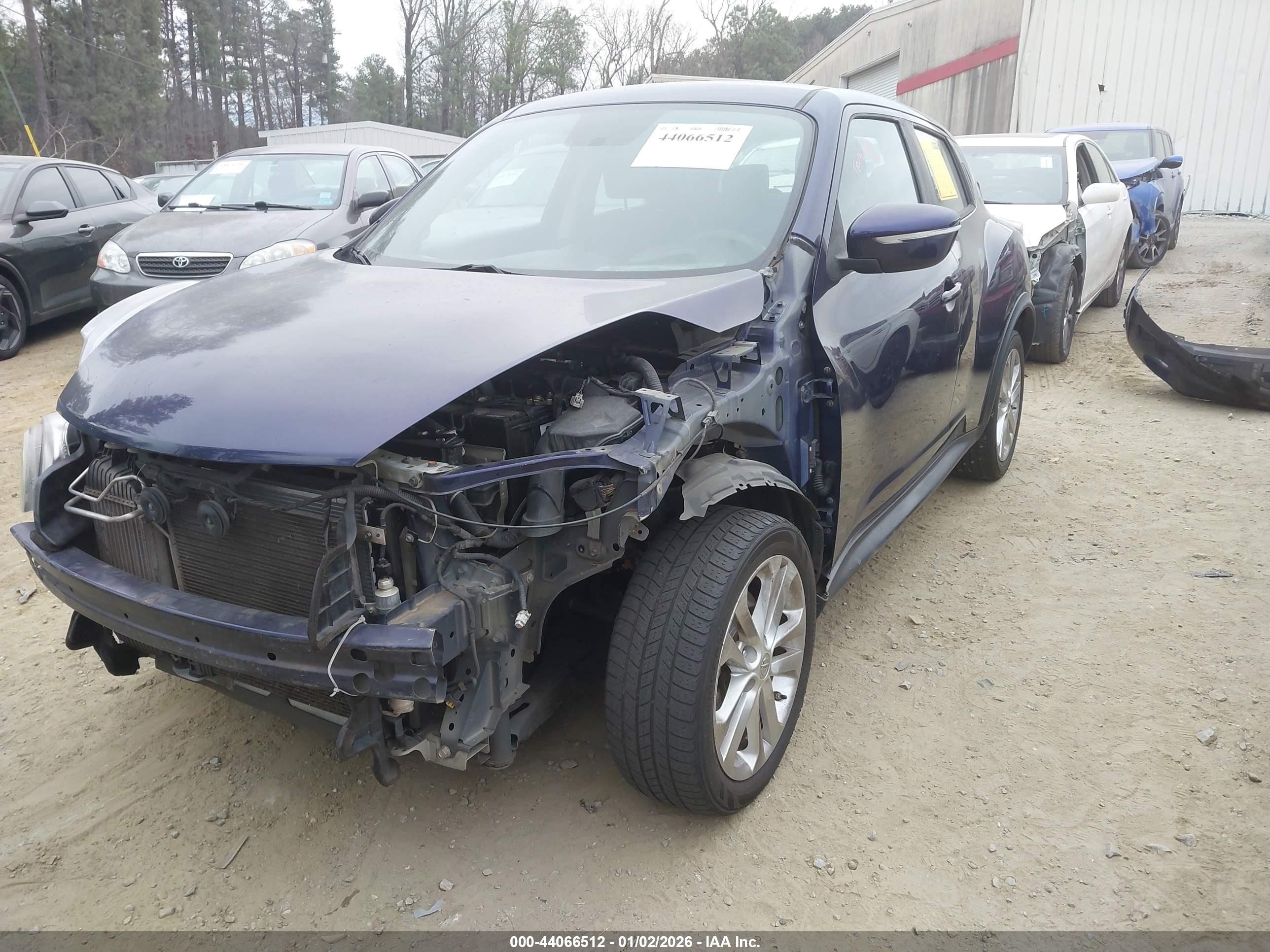 NISSAN JUKE image 2