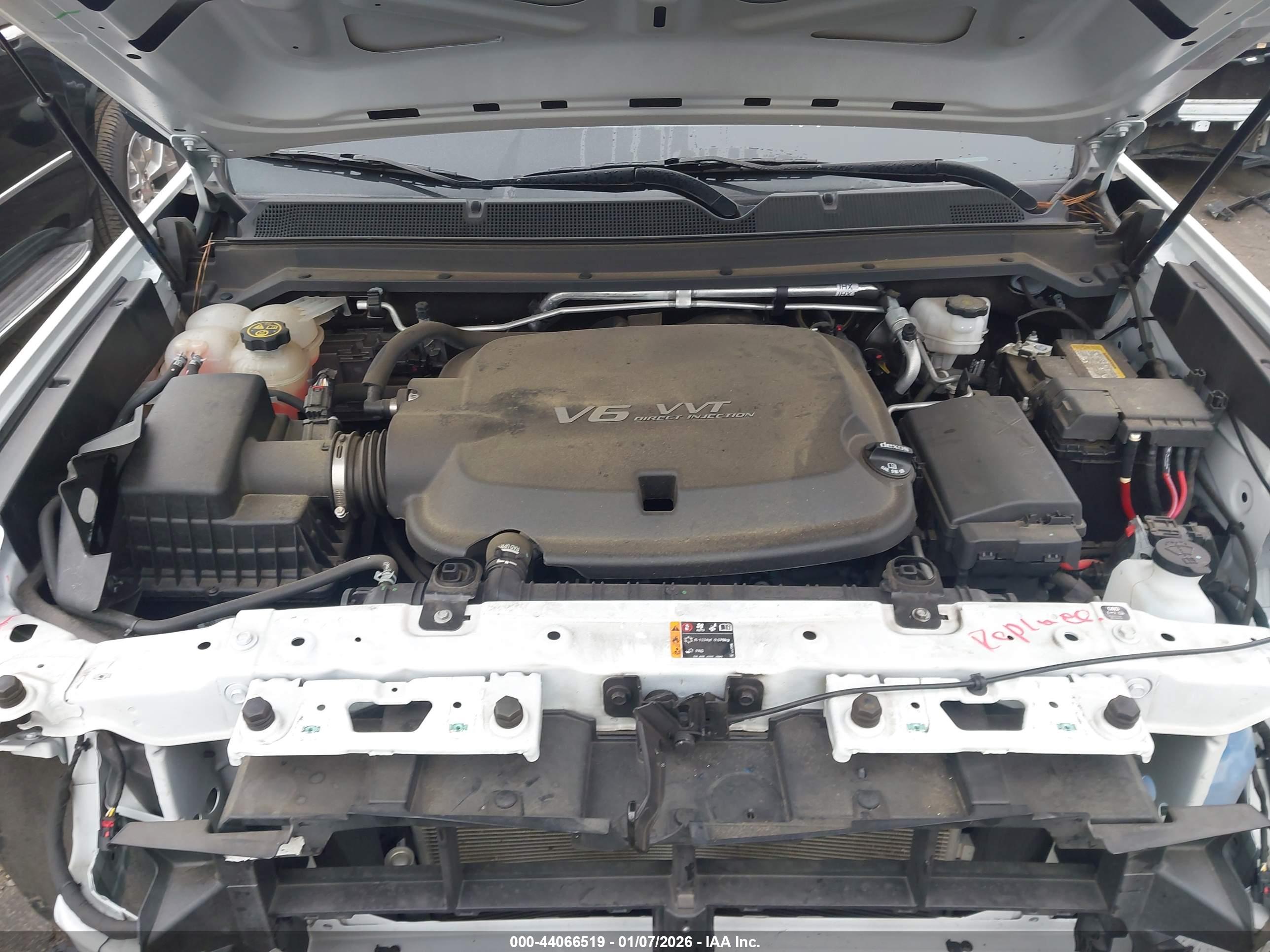 CHEVROLET COLORADO image 10