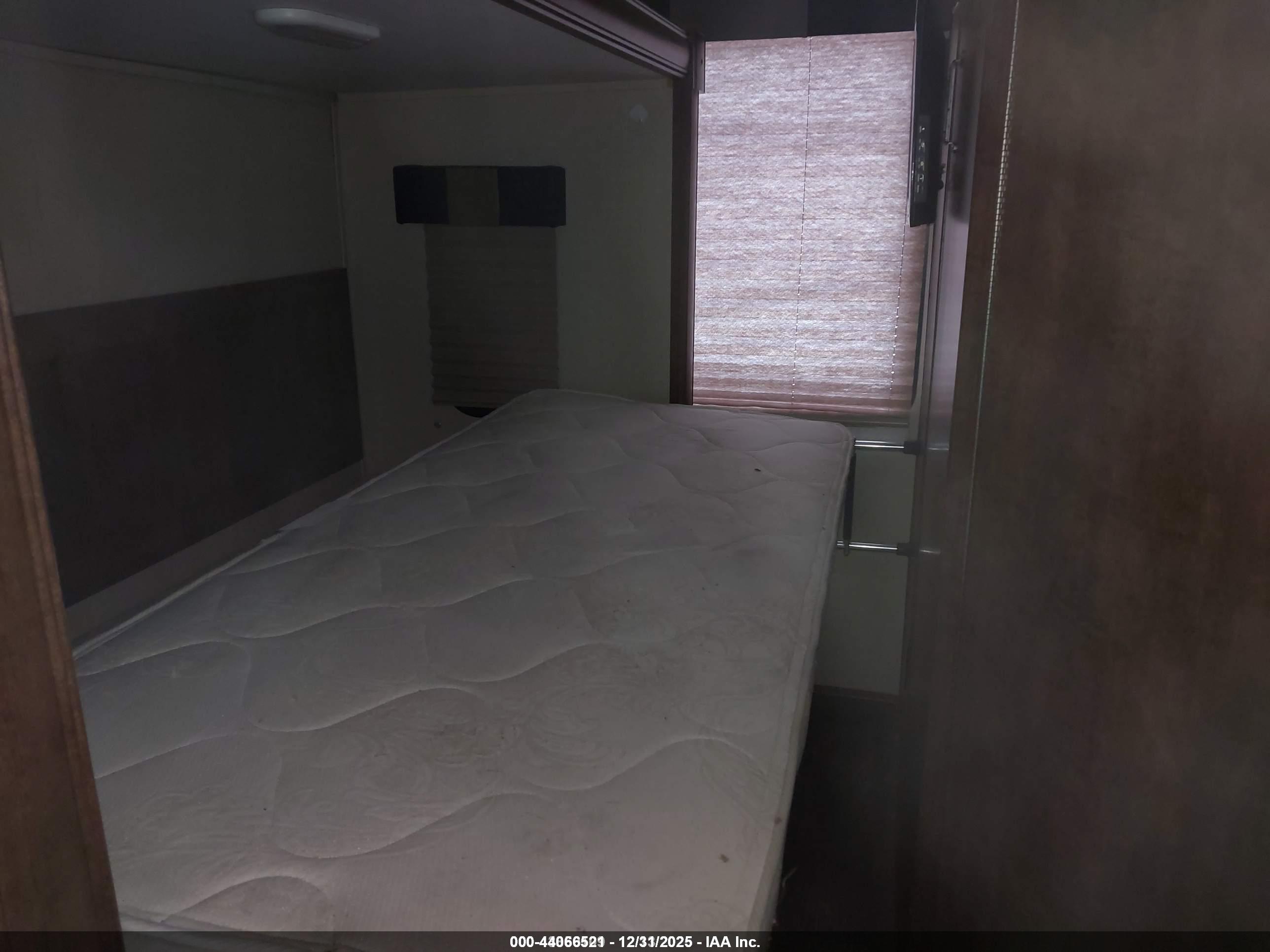FORD F53 image 8