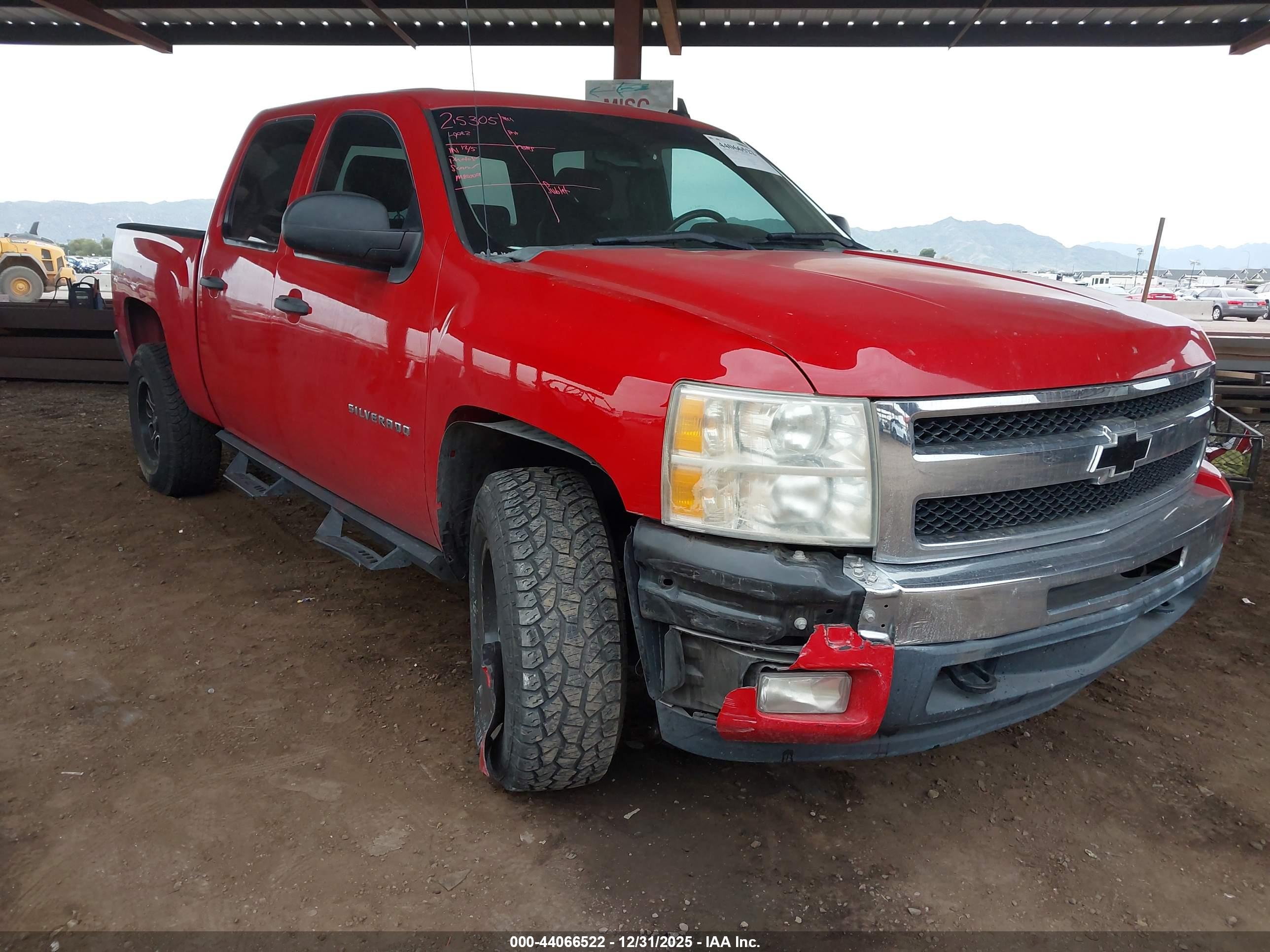 CHEVROLET SILVERADO image 6
