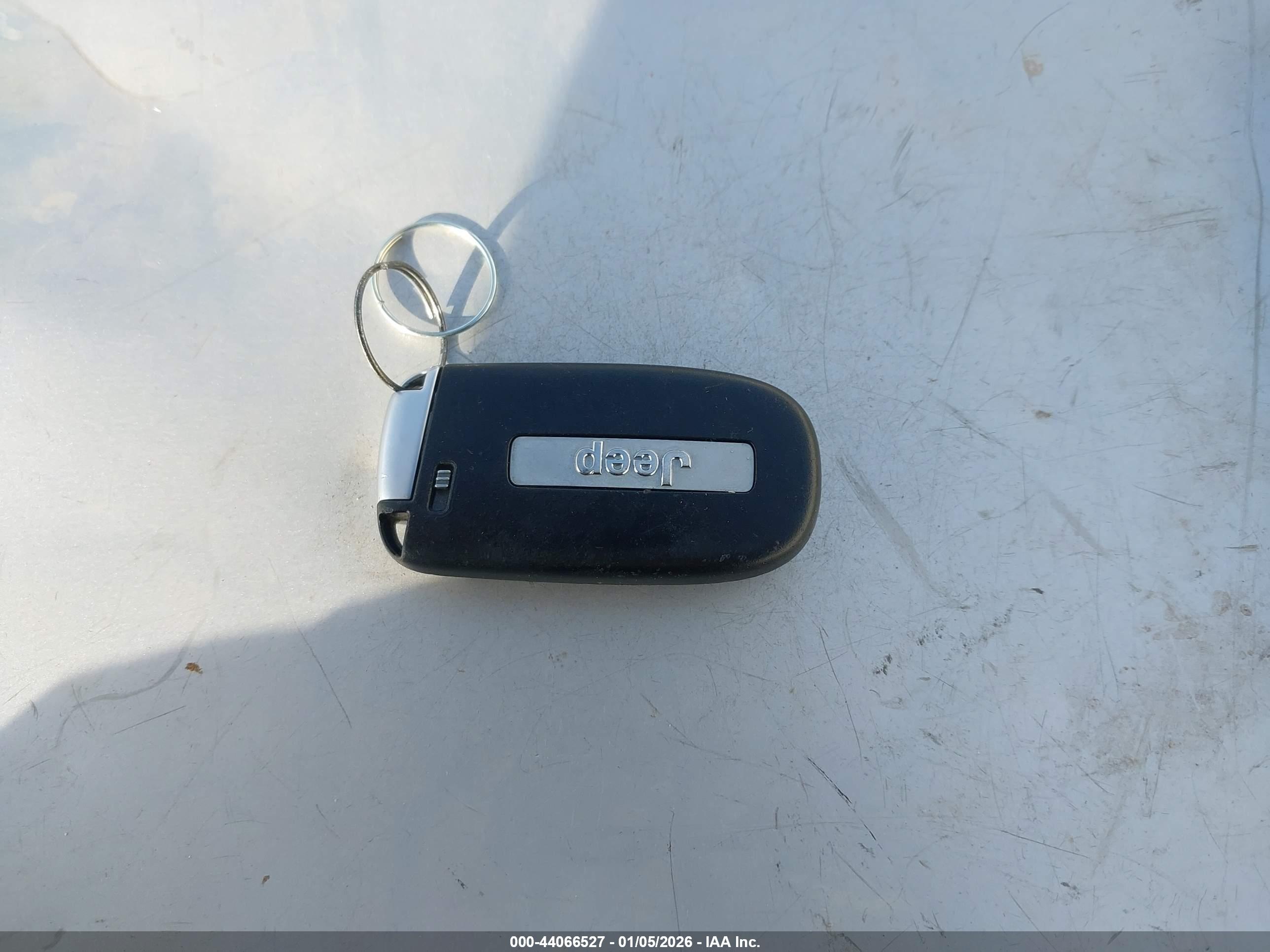 JEEP GRAND image 11