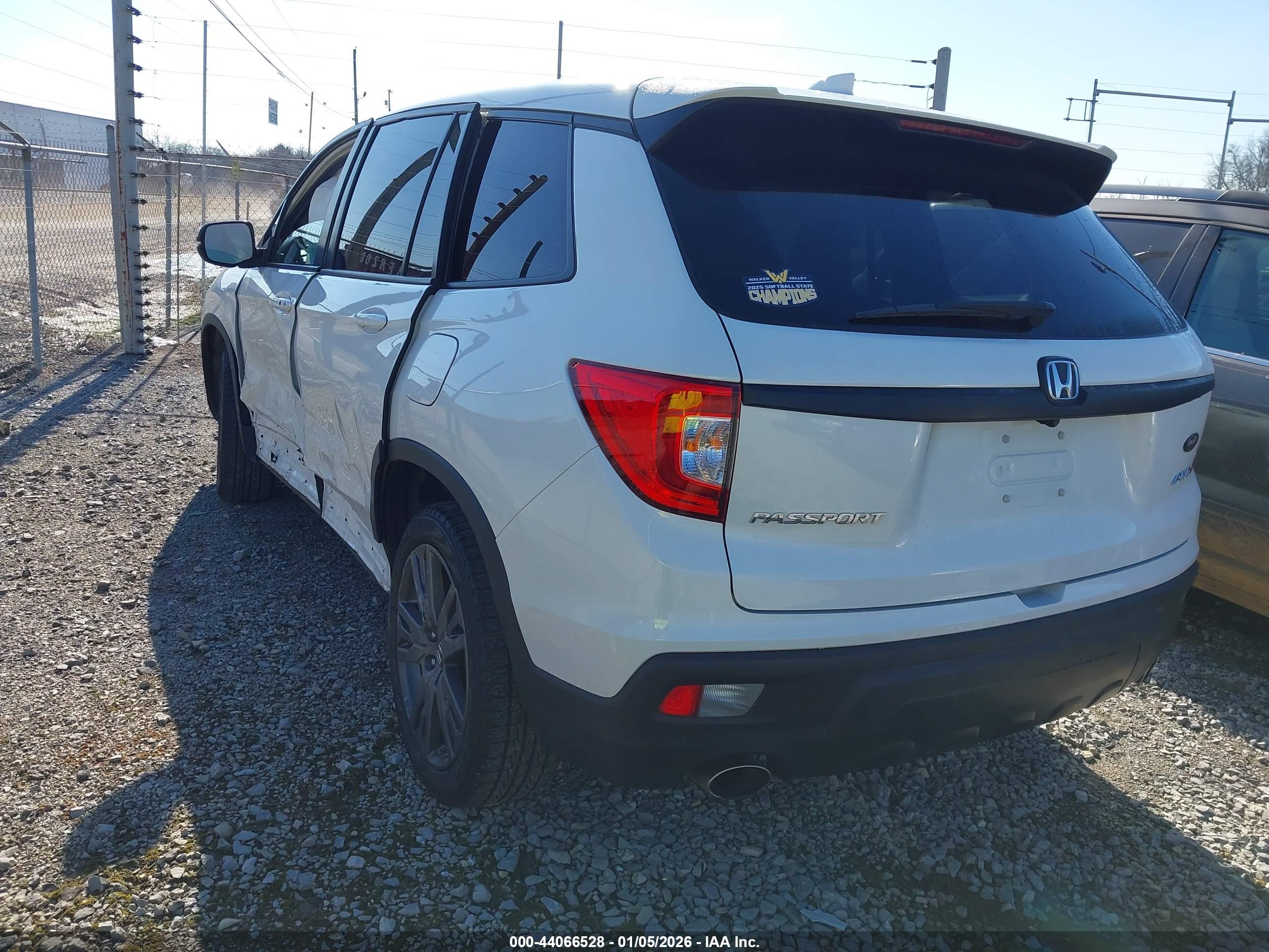 HONDA PASSPORT image 3