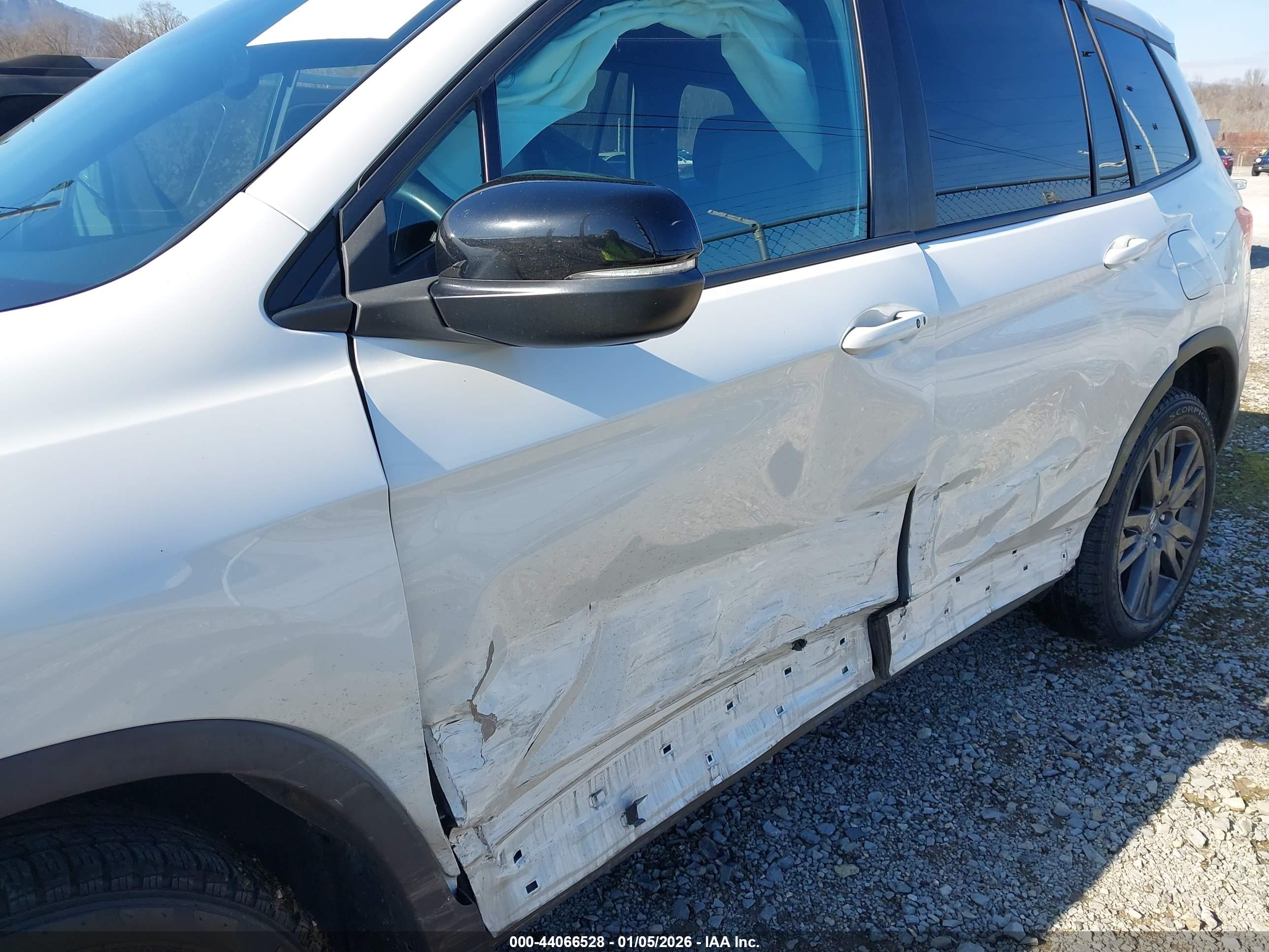 HONDA PASSPORT image 6