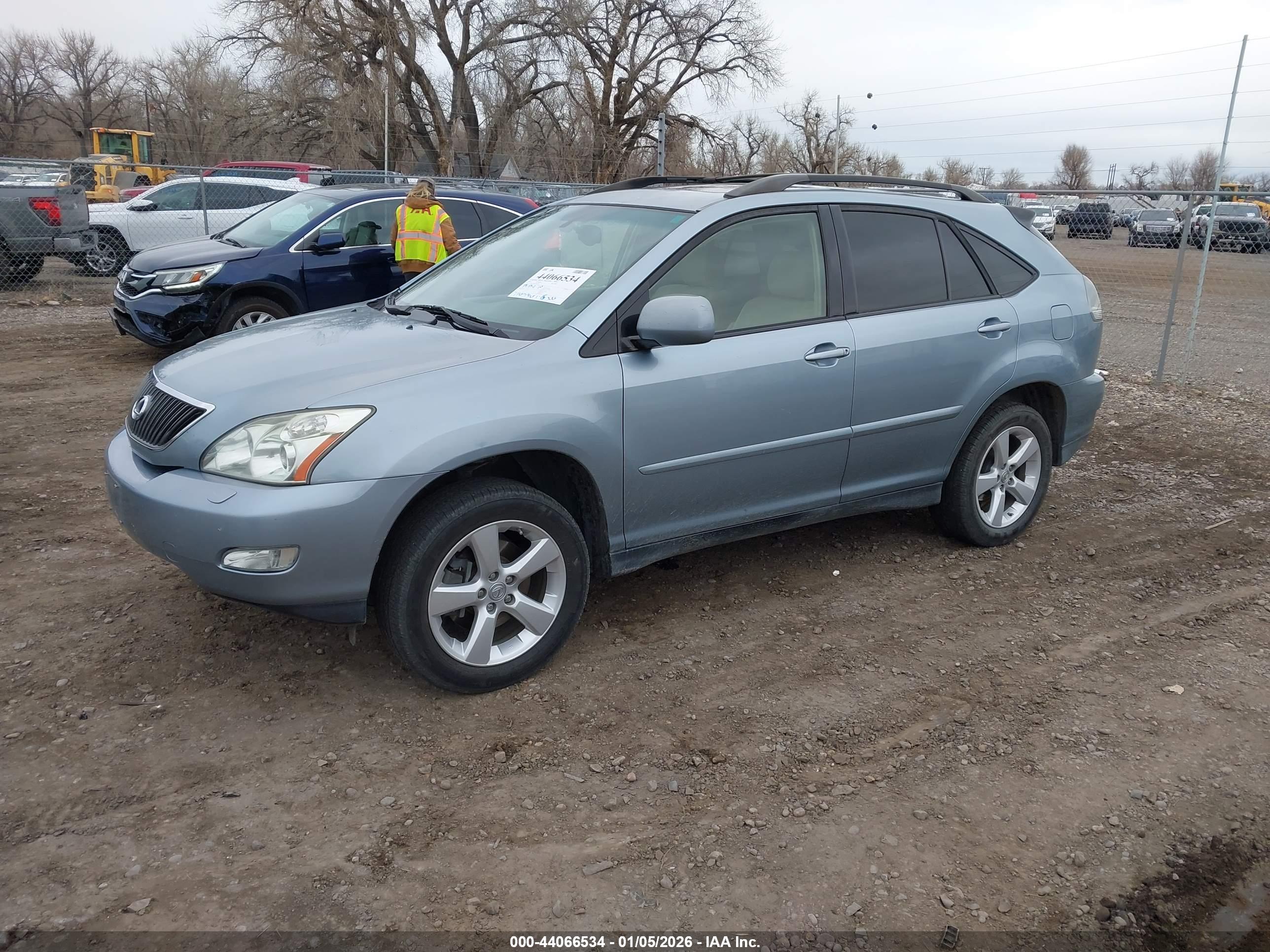 LEXUS RX image 2