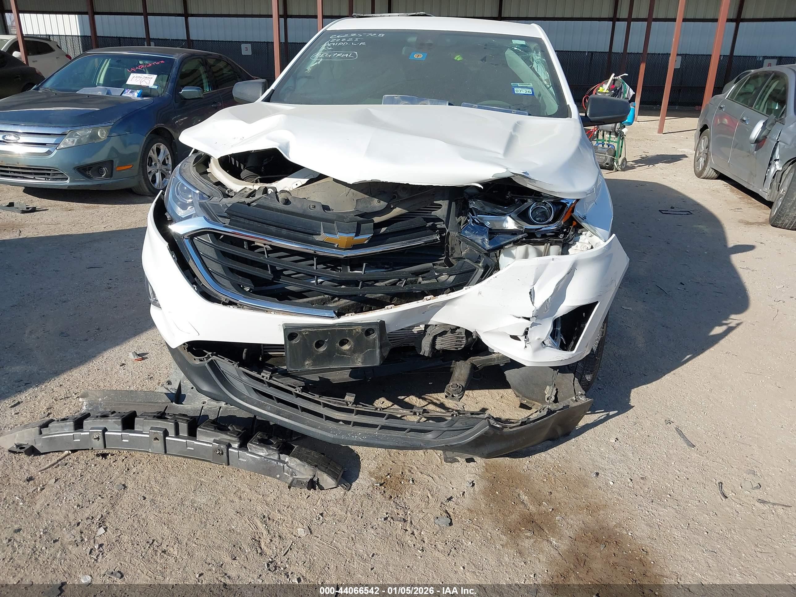 CHEVROLET EQUINOX image 6