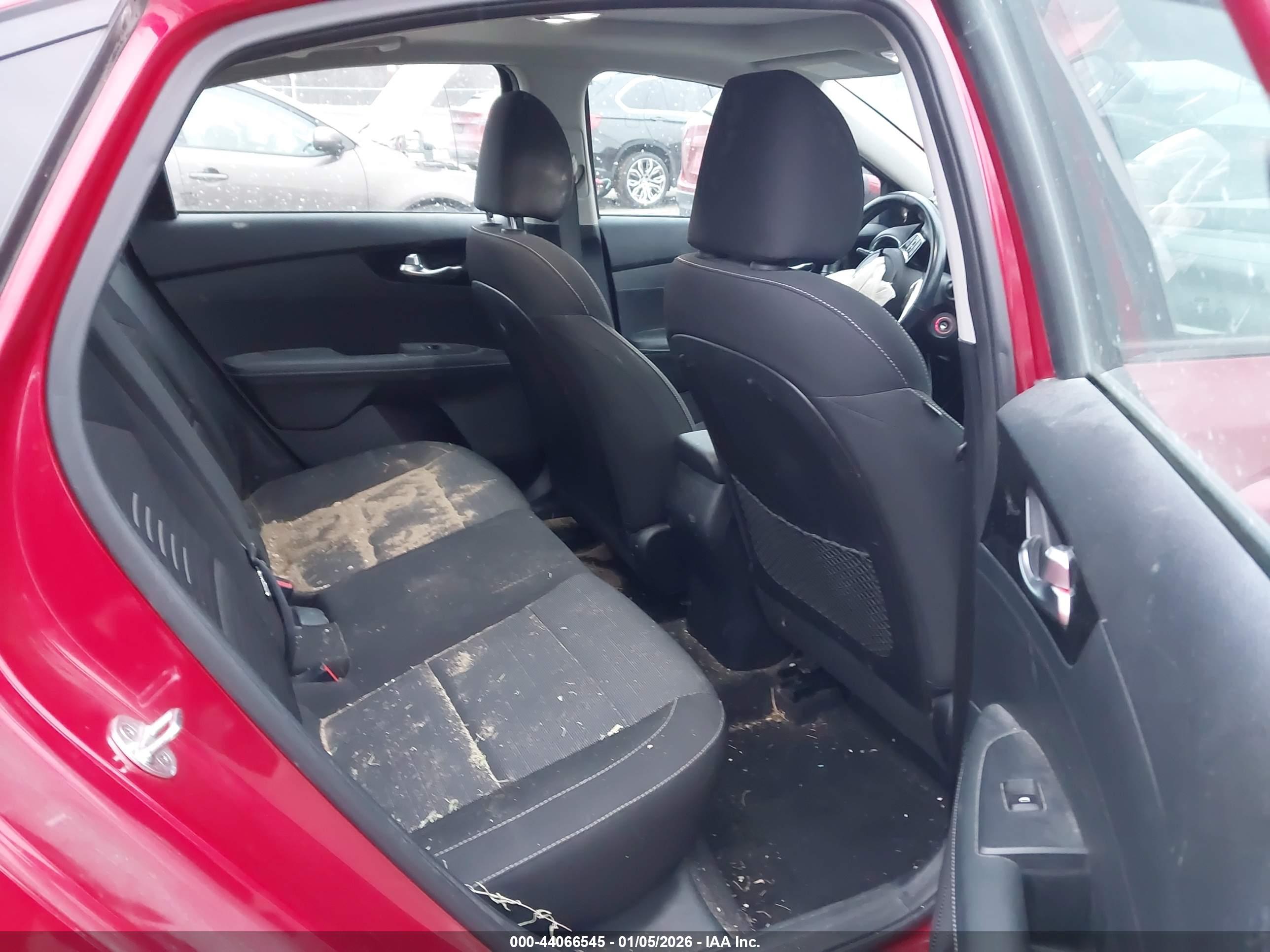 KIA FORTE image 8