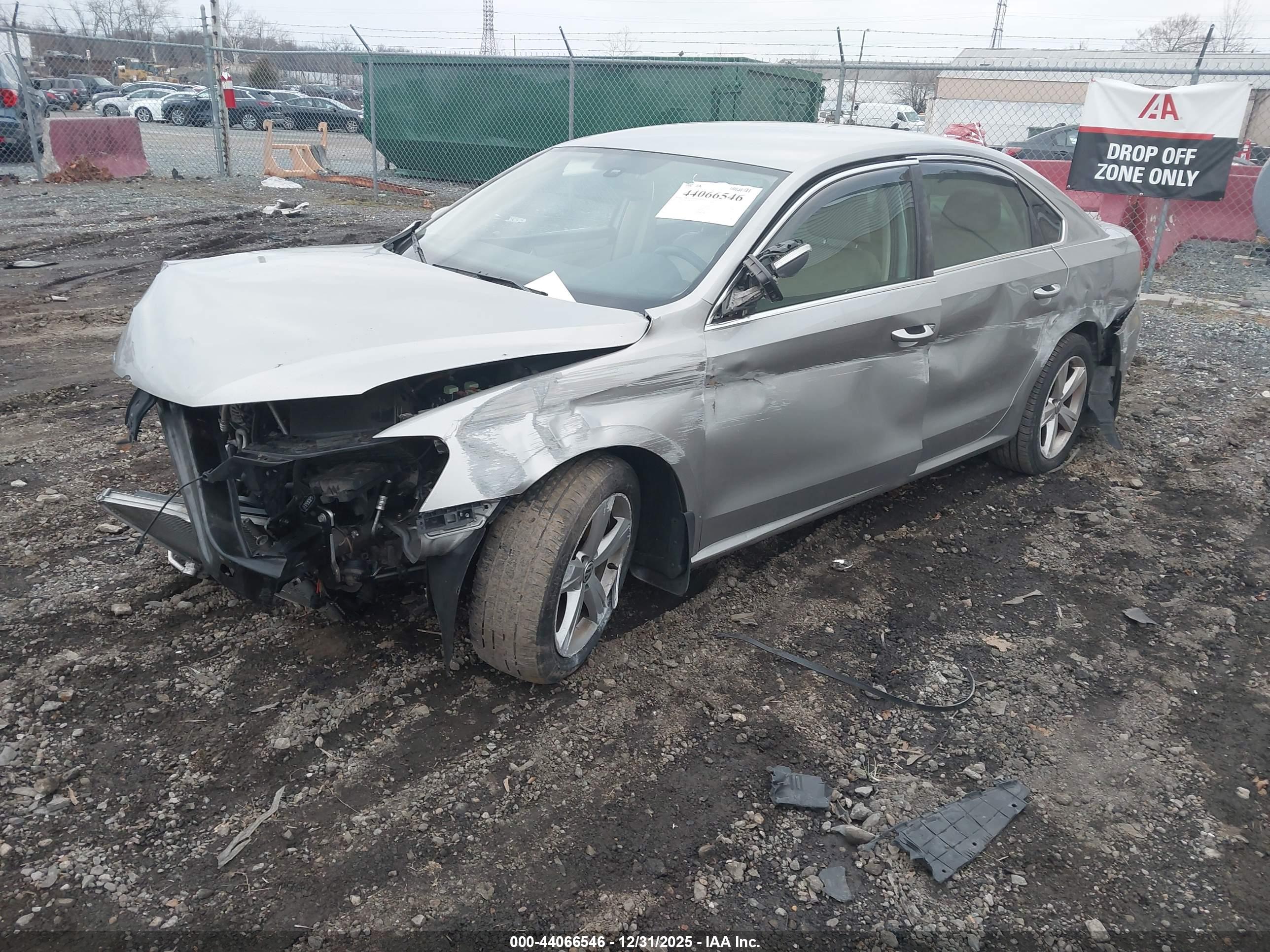 VOLKSWAGEN PASSAT image 2