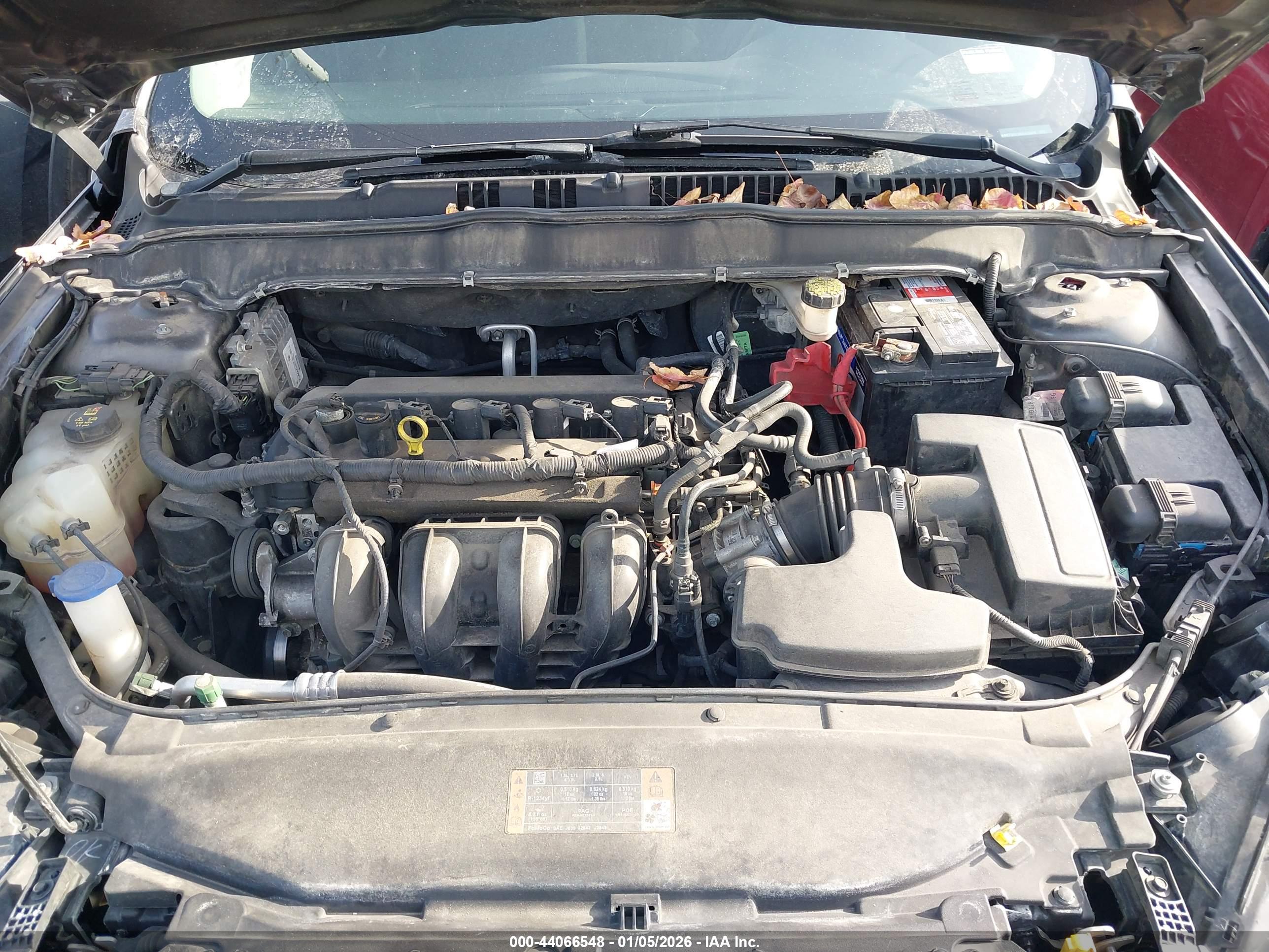 FORD FUSION image 10
