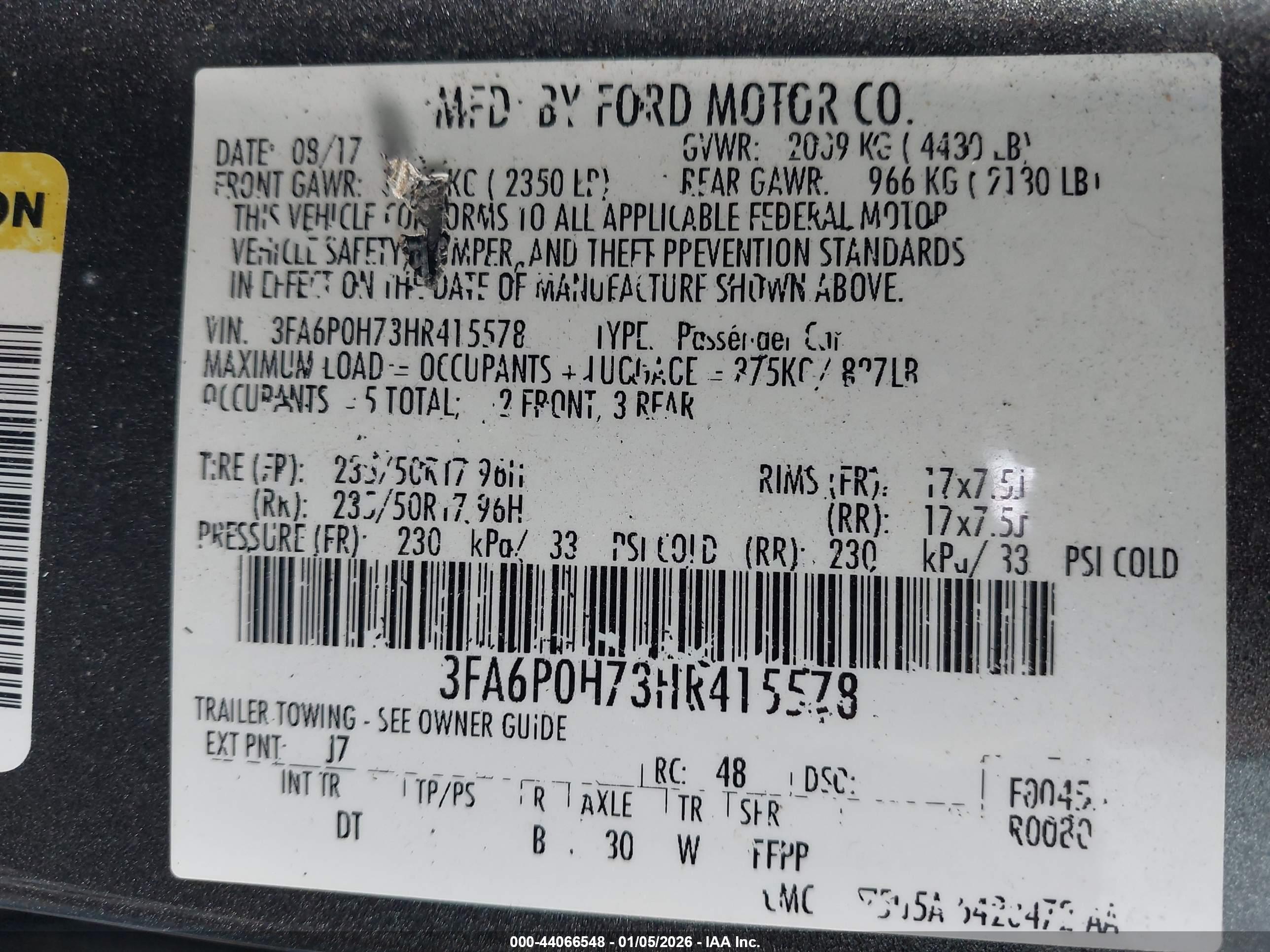 FORD FUSION image 9