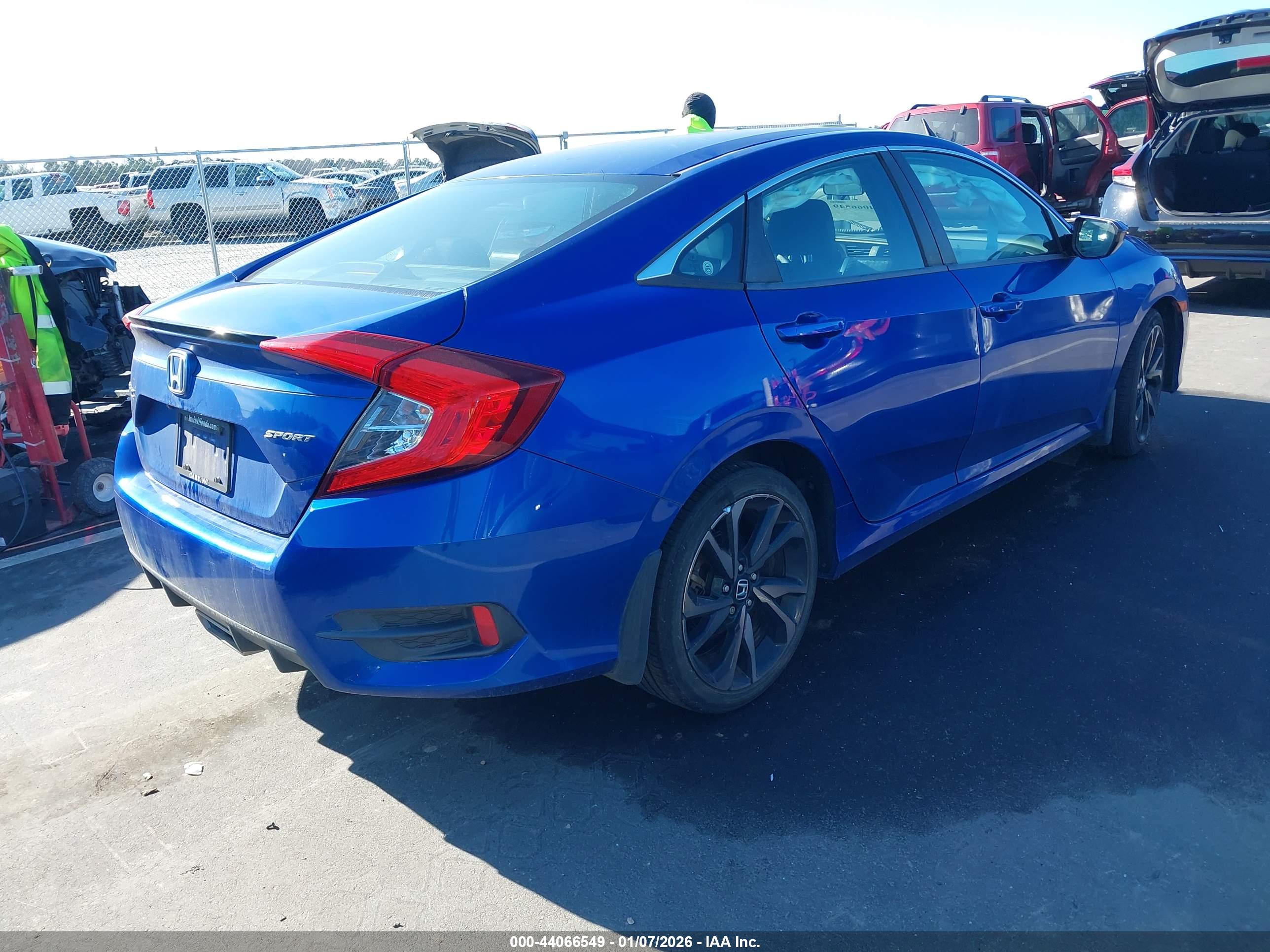 HONDA CIVIC image 4
