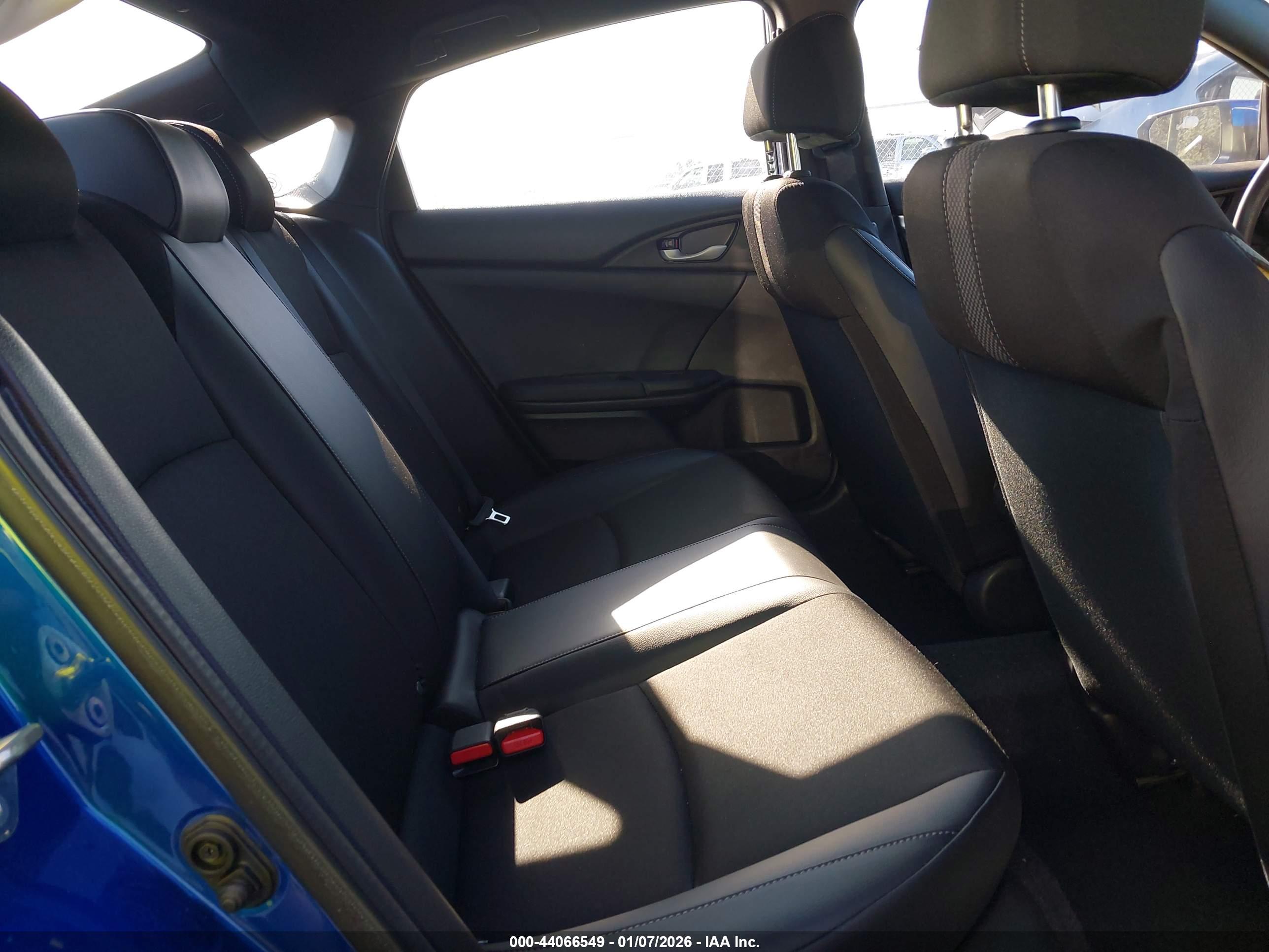 HONDA CIVIC image 8