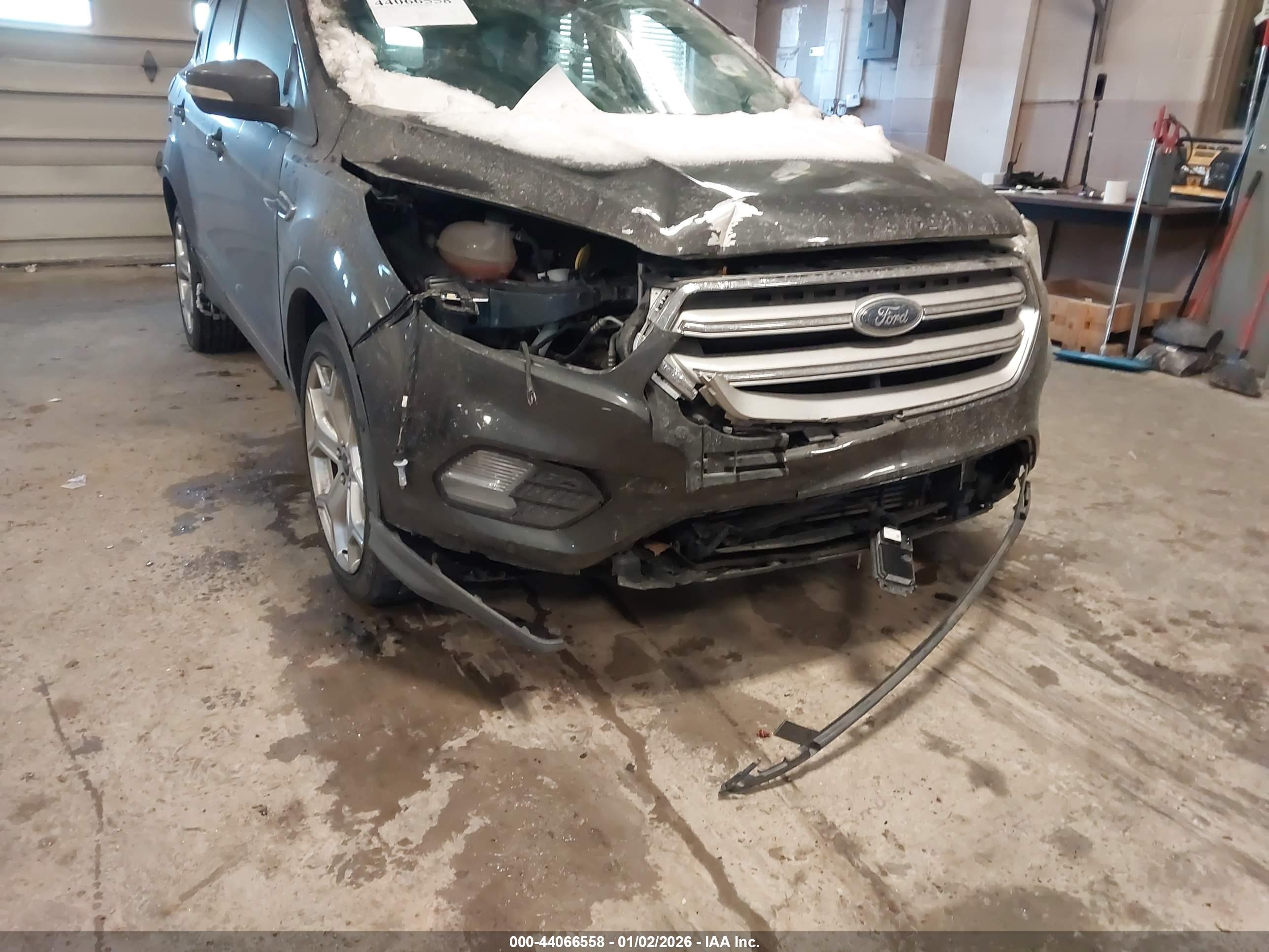FORD ESCAPE image 6