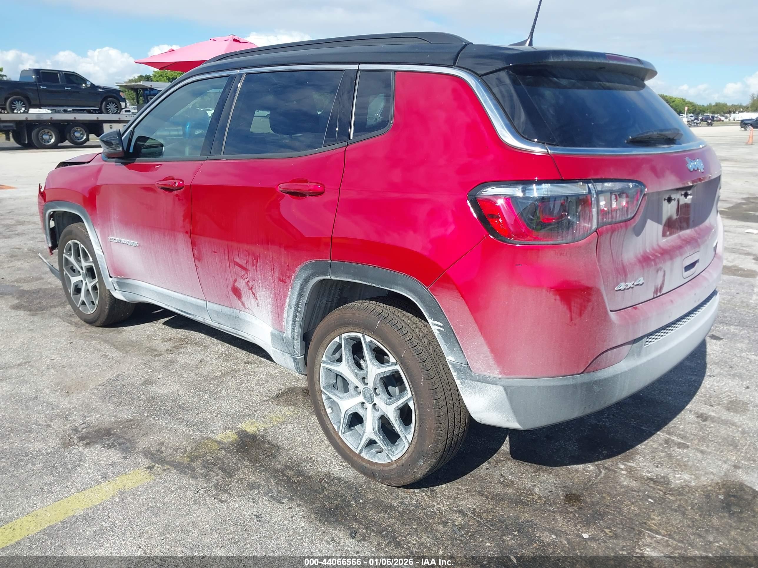 JEEP COMPASS image 3